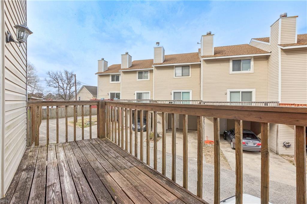 1521R E Ocean View AVE 206