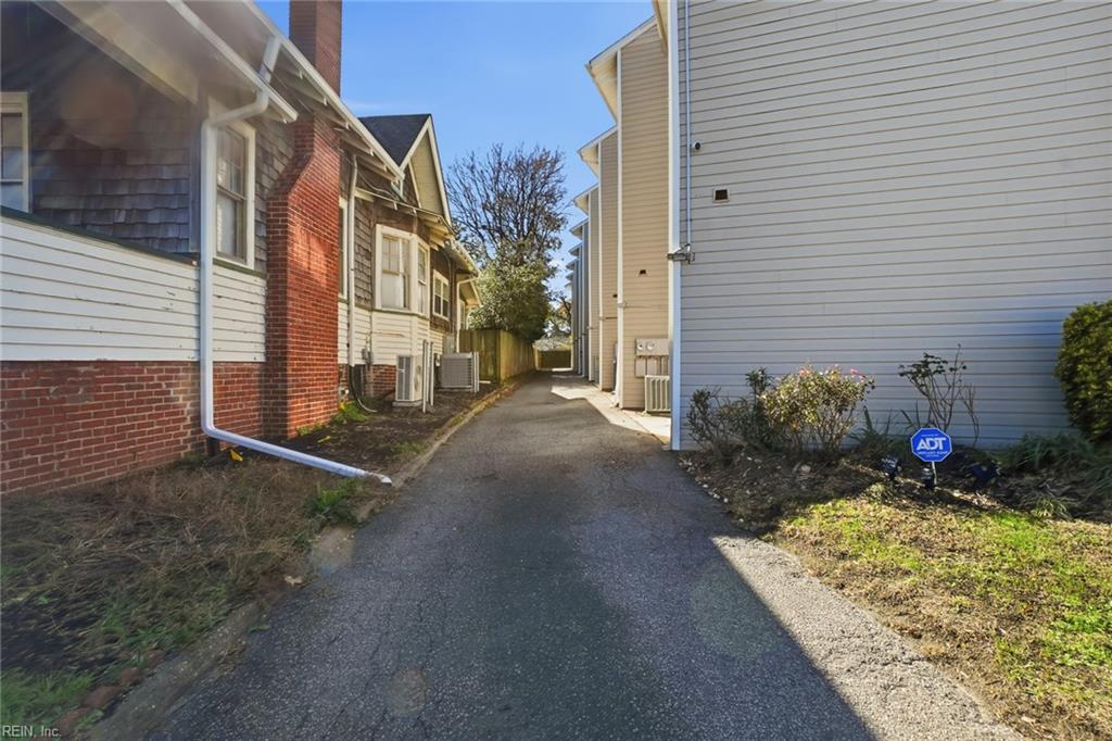 1521R E Ocean View AVE 206