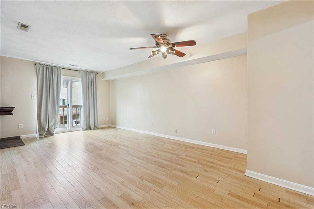 1521R E Ocean View AVE 206