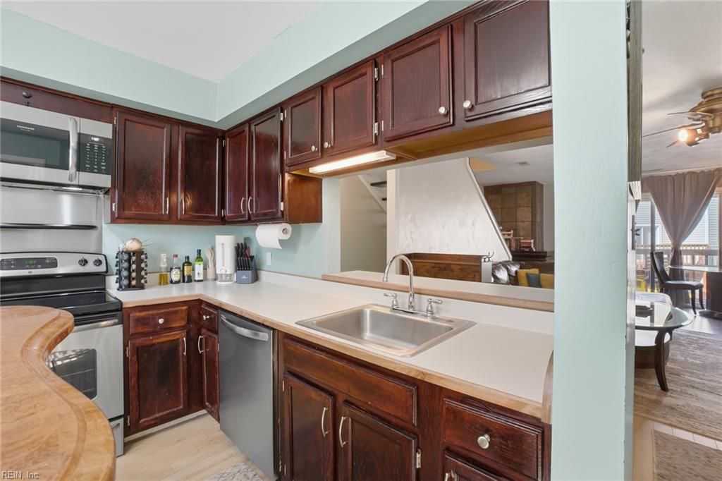 1521R E Ocean View AVE 206