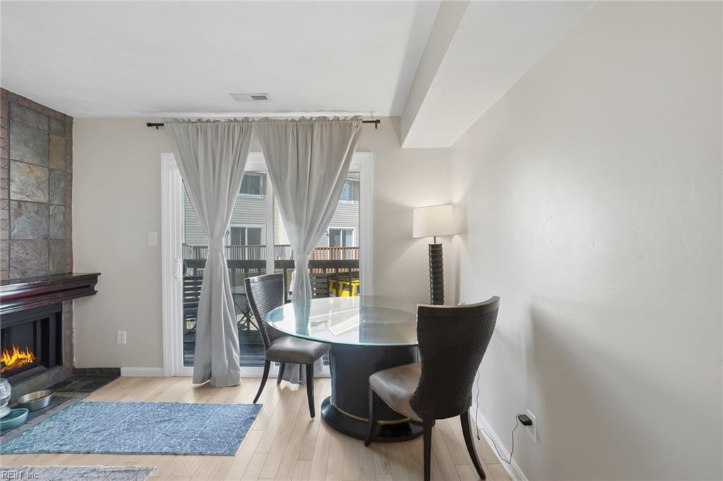 1521R E Ocean View AVE 206