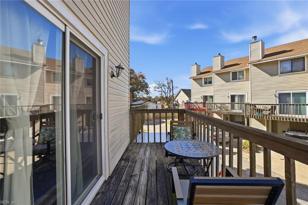 1521R E Ocean View AVE 206