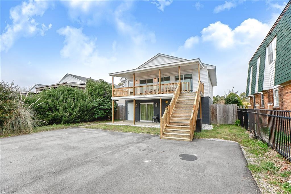 3811 Pretty Lake AVE