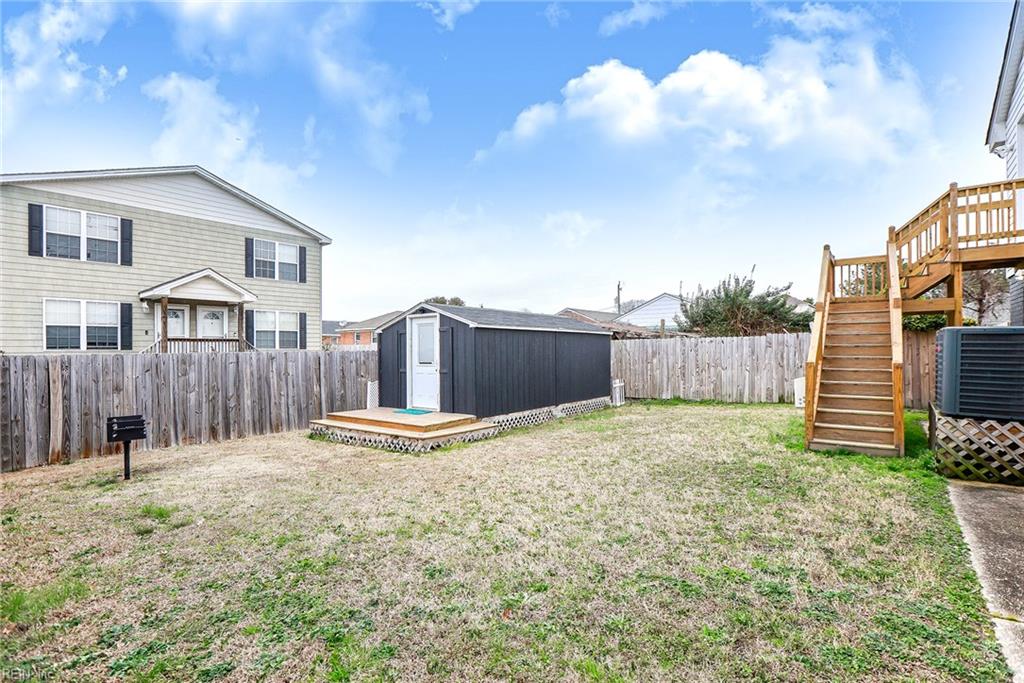 3811 Pretty Lake AVE