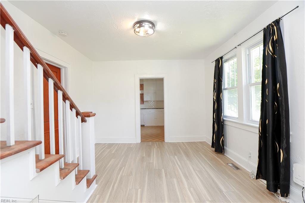 768 Mayfield AVE