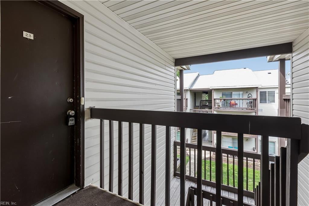 23 Davenport CT