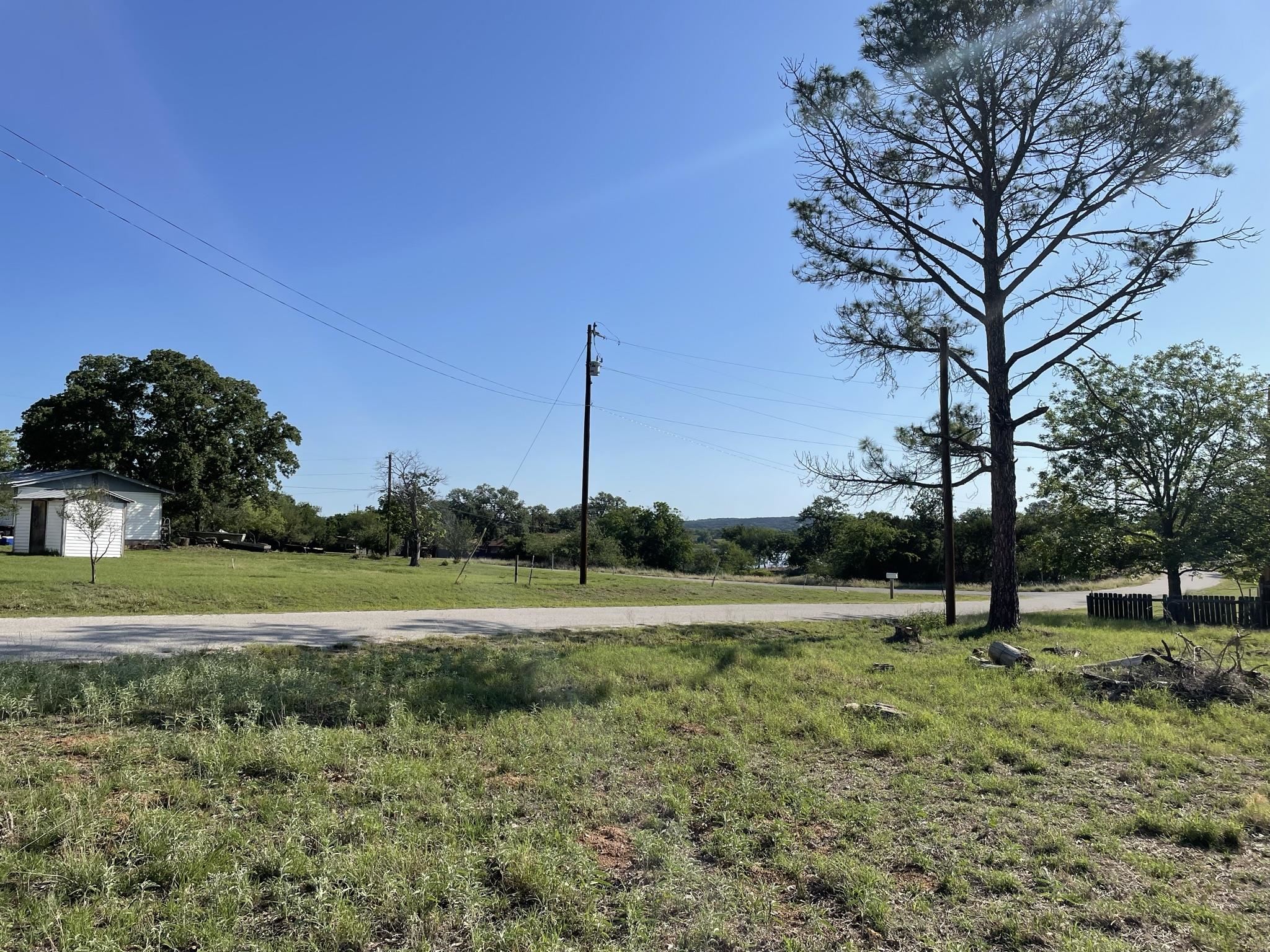 1519 Lakeview Dr.