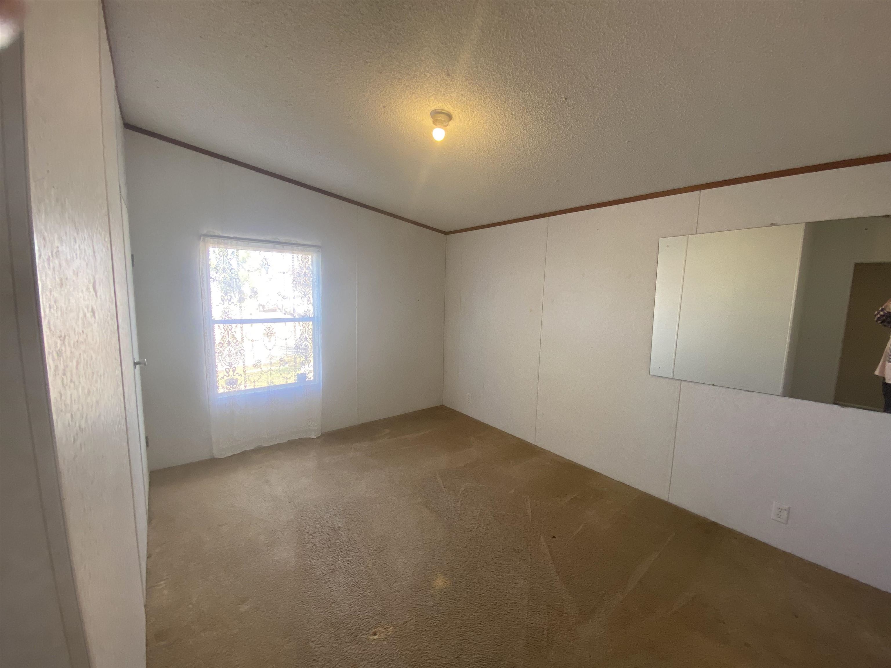401 Gold Street