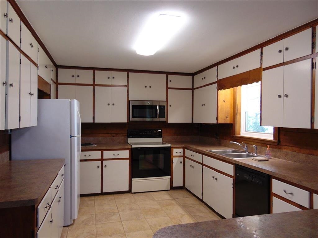 504 N Chaparral