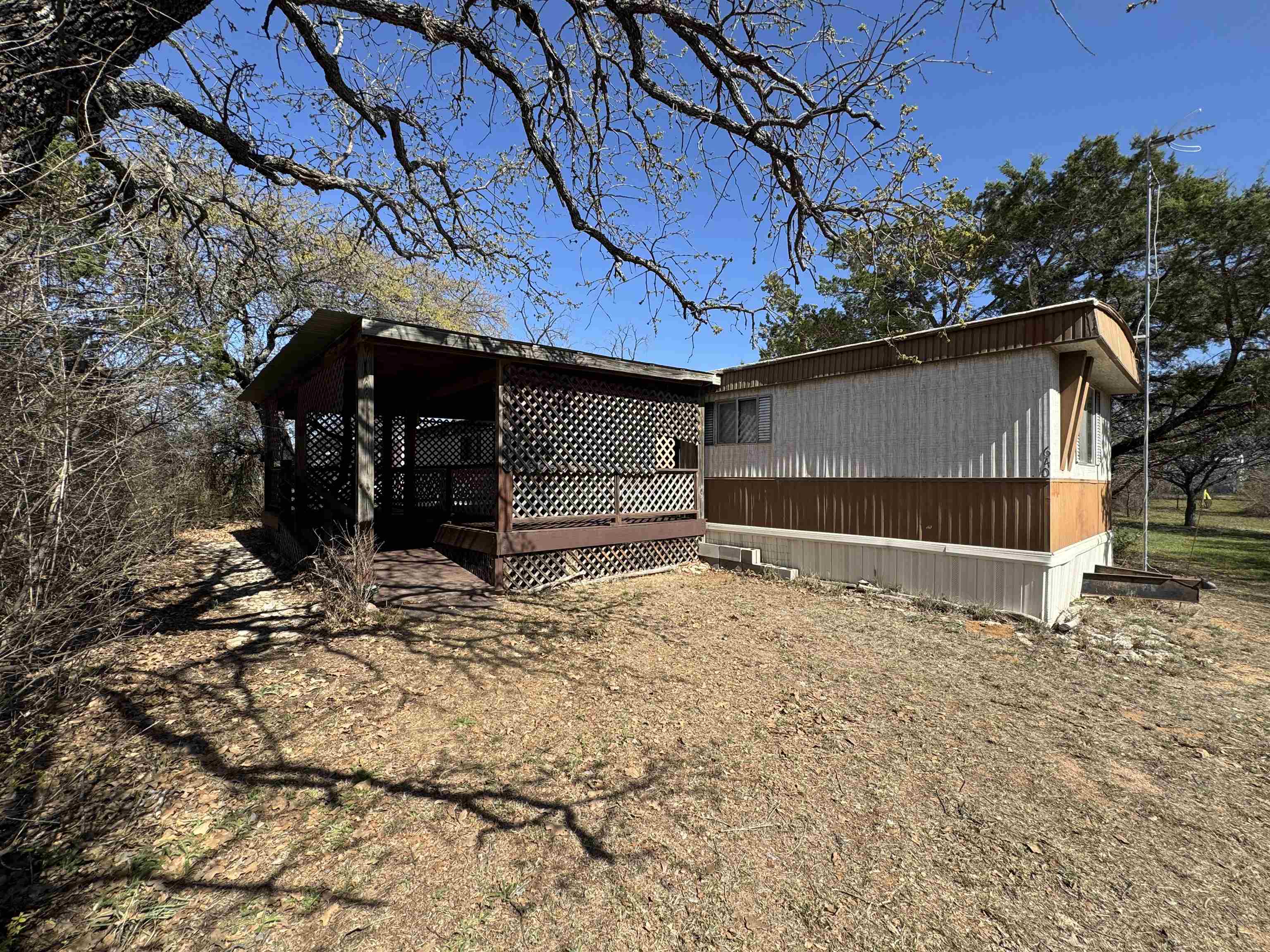 640 Roselea Dr.