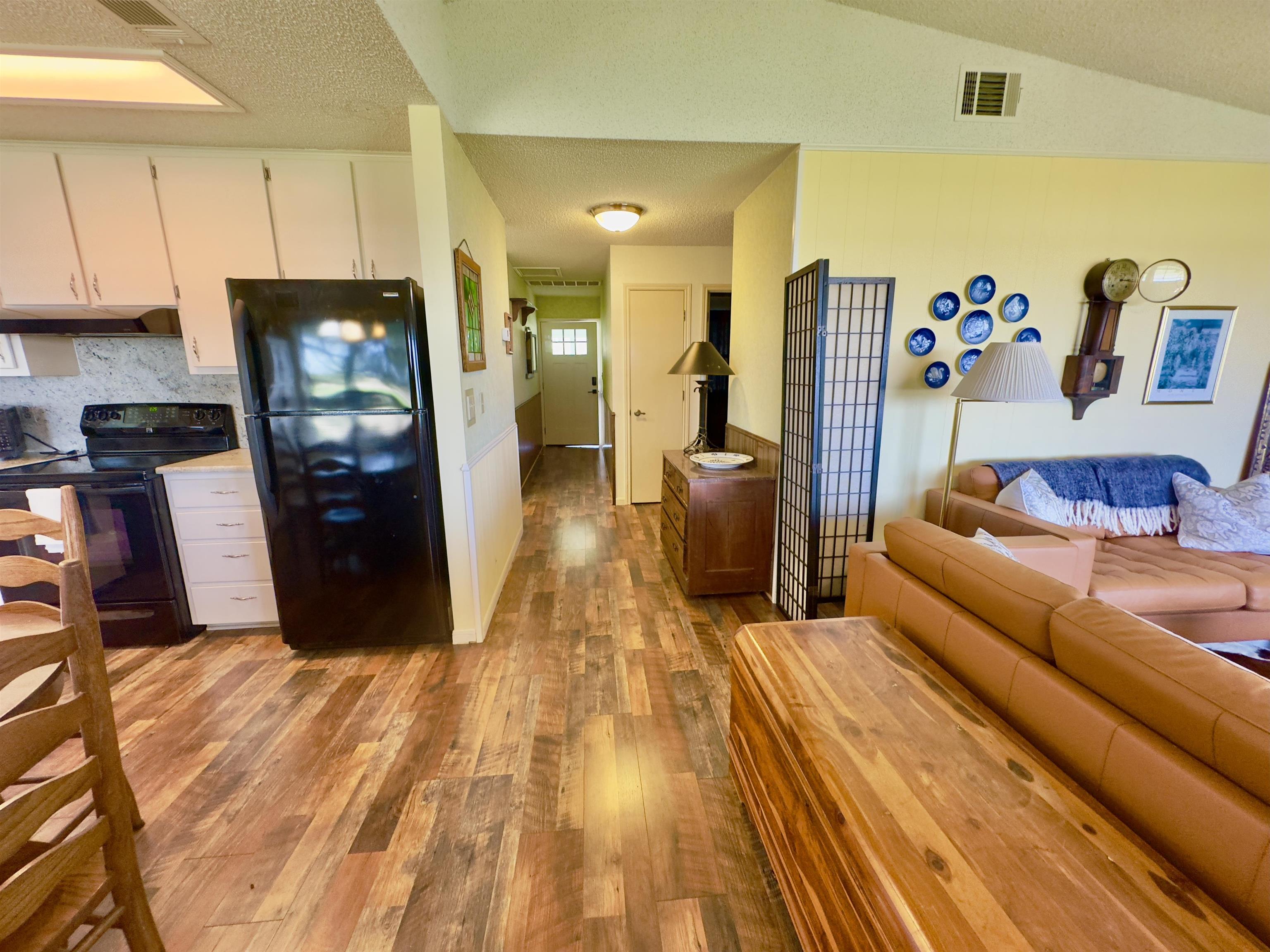 912 Cozy Lane