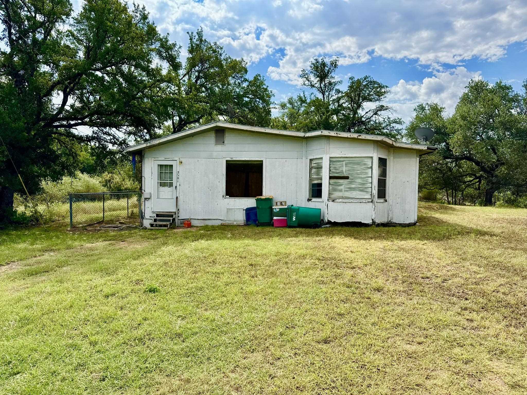 2501 W Belaire Lane