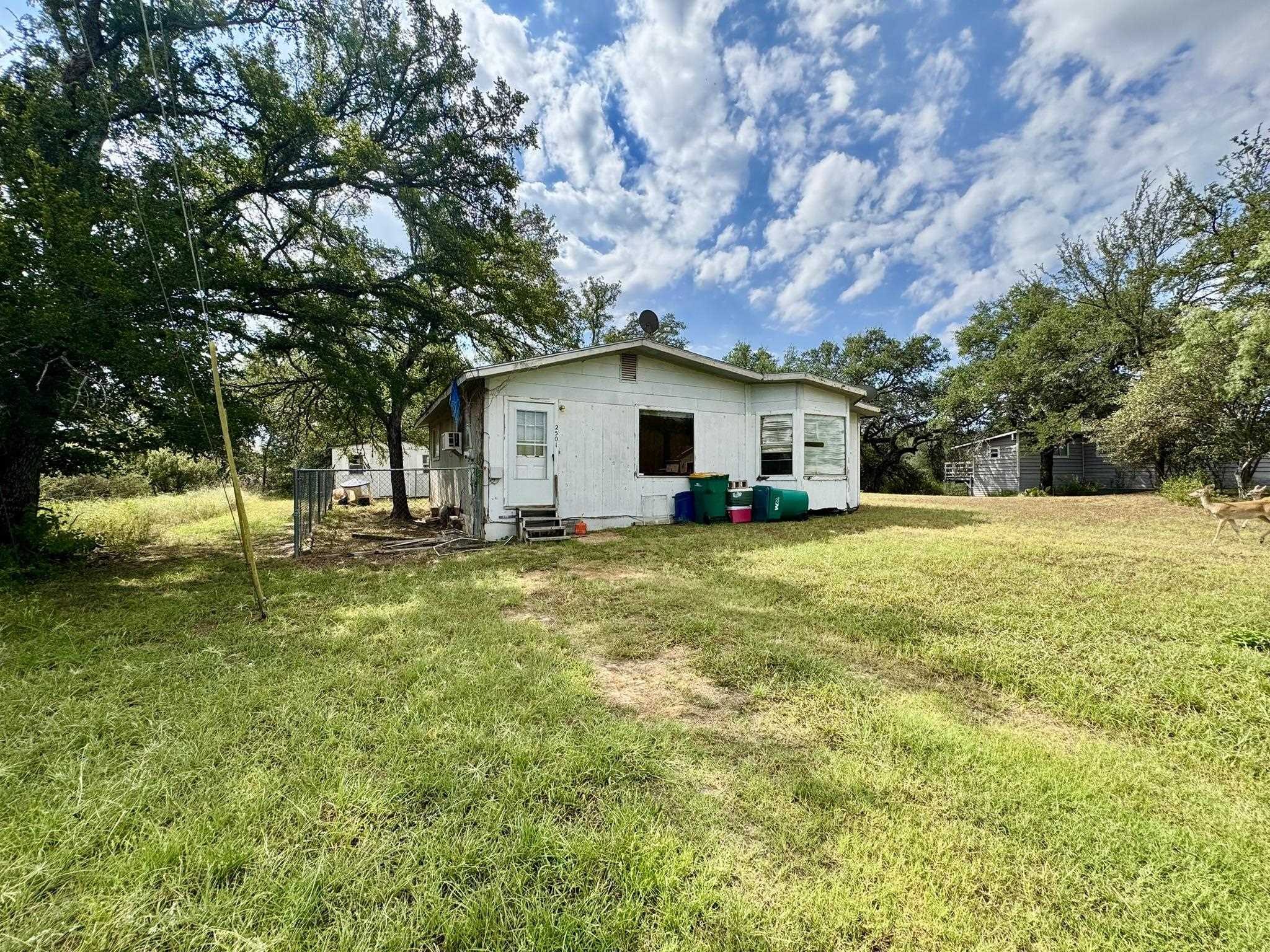 2501 W Belaire Lane