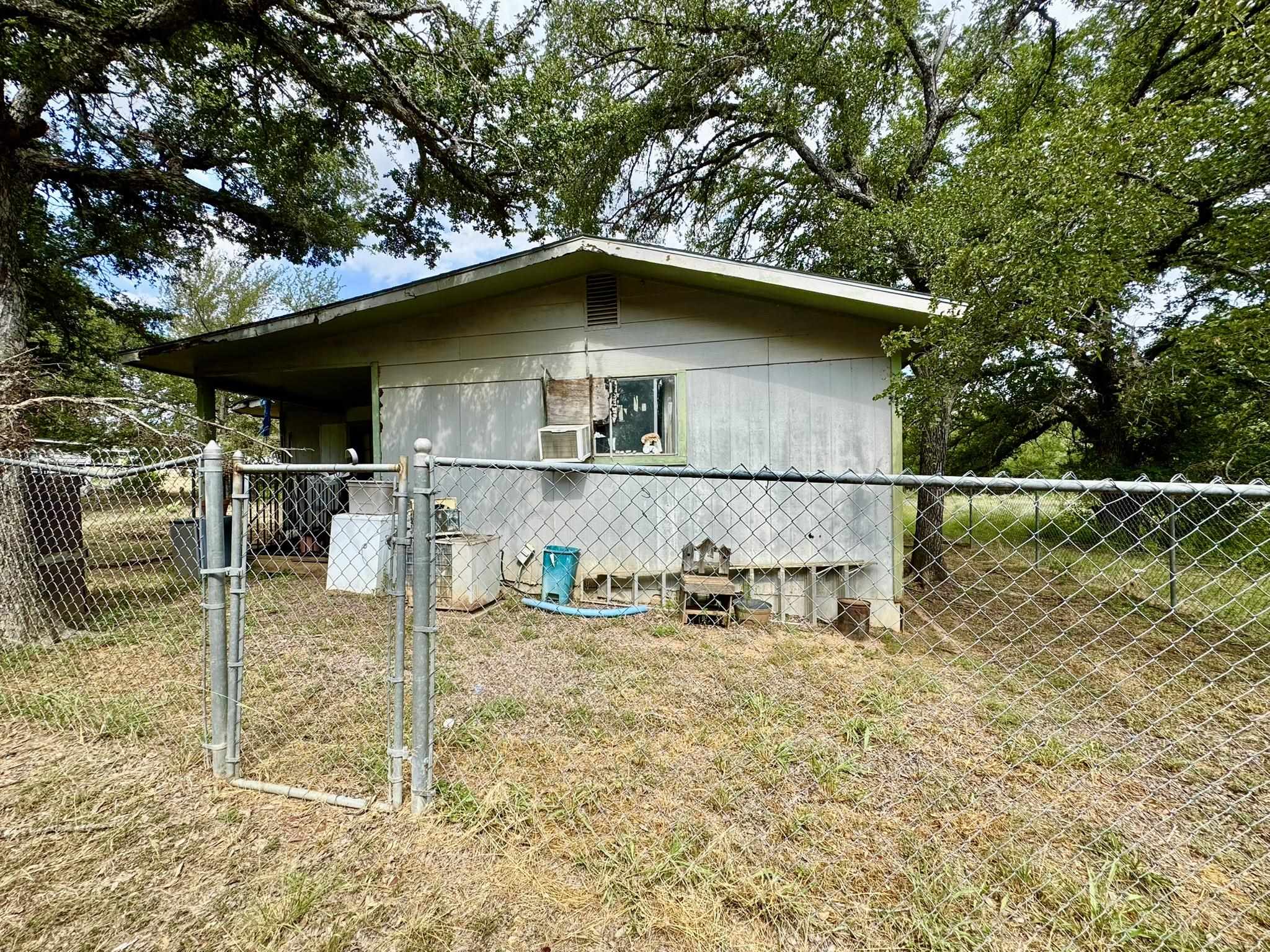 2501 W Belaire Lane