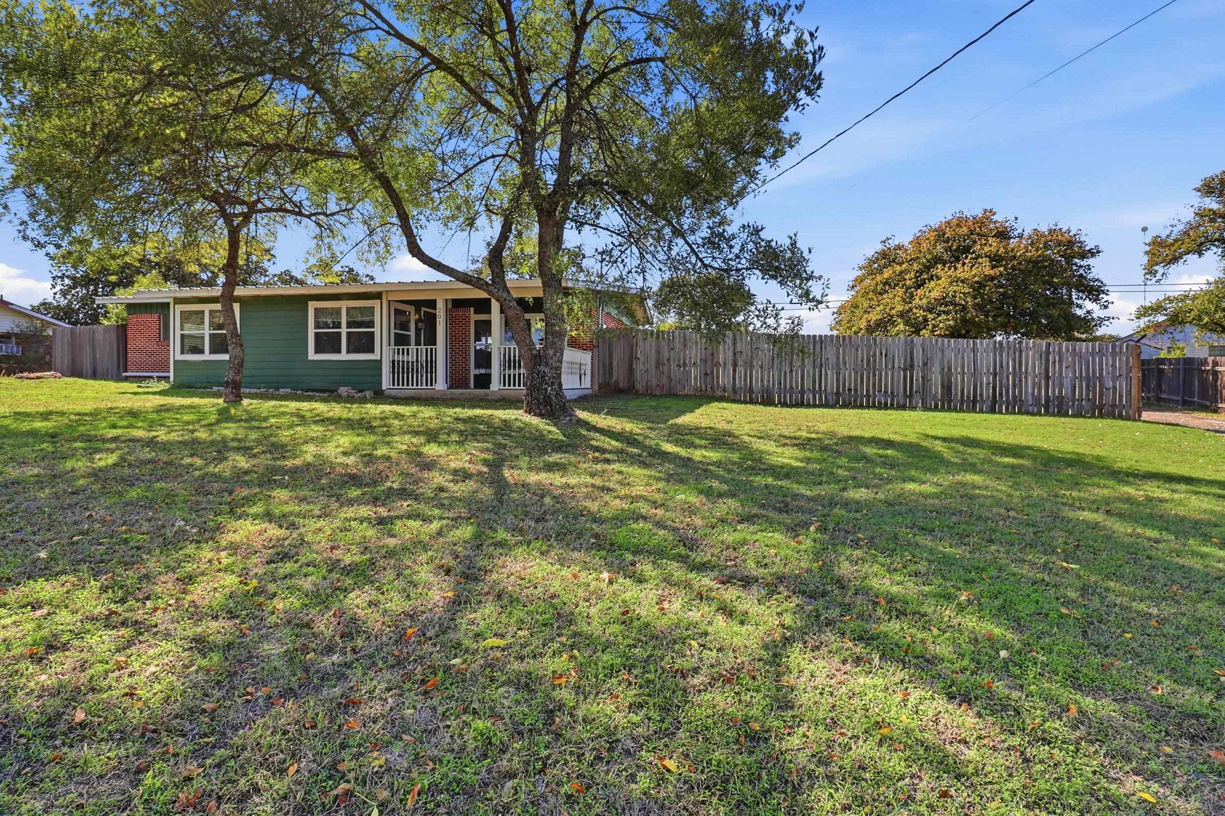 201 Iris Lane
