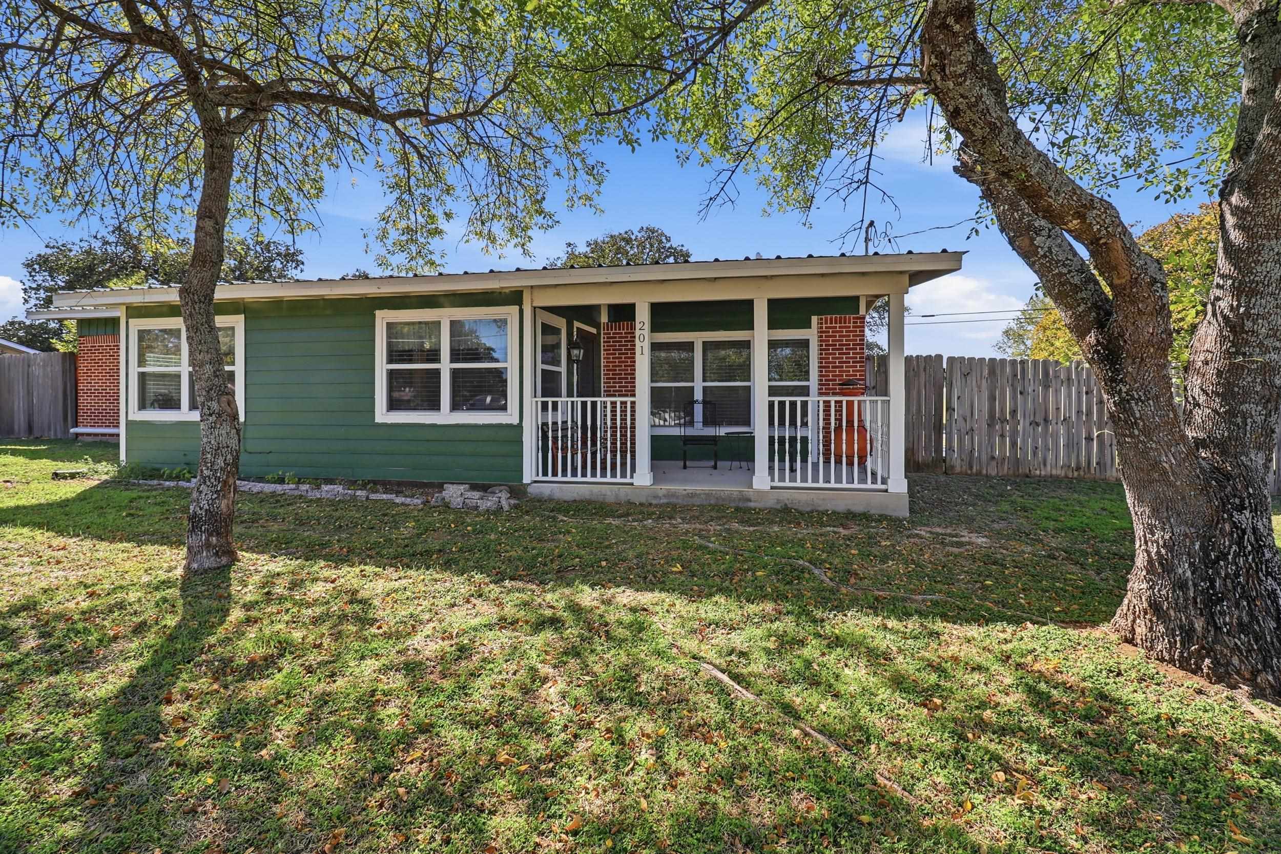 201 Iris Lane