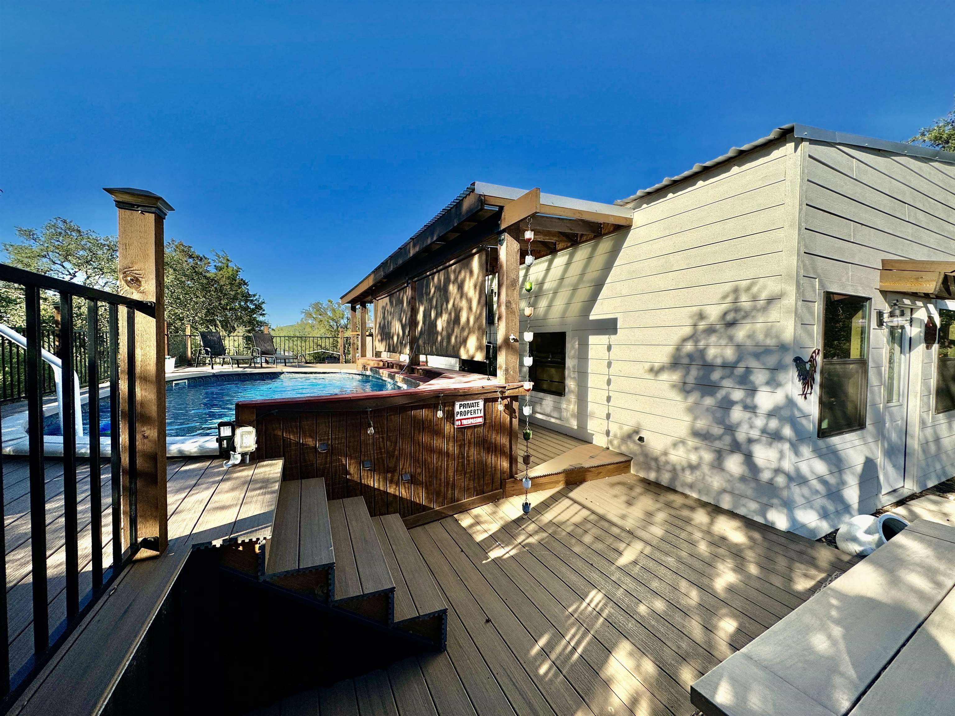 800 Lakeway