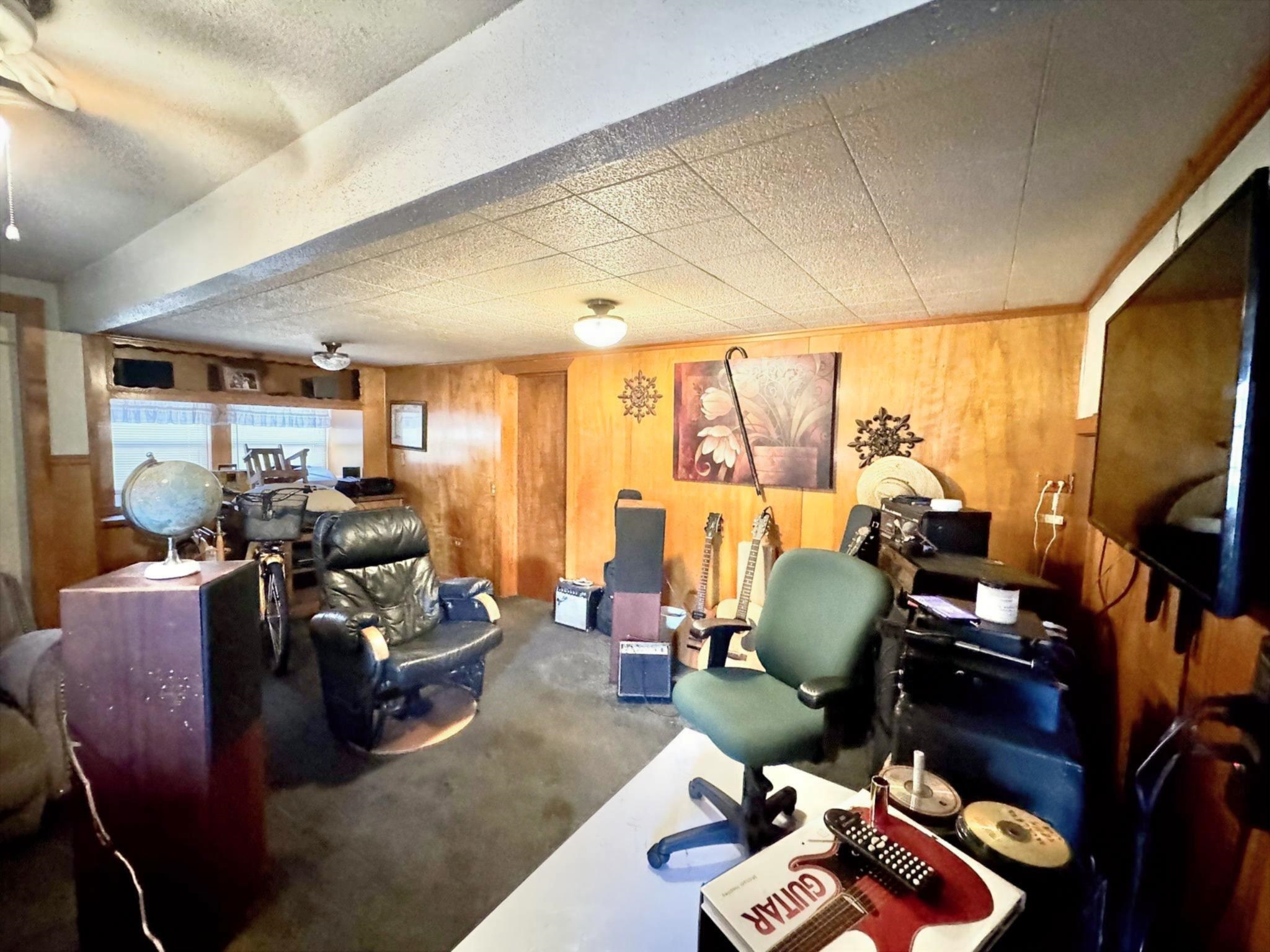 212 E Castleberry Dr.
