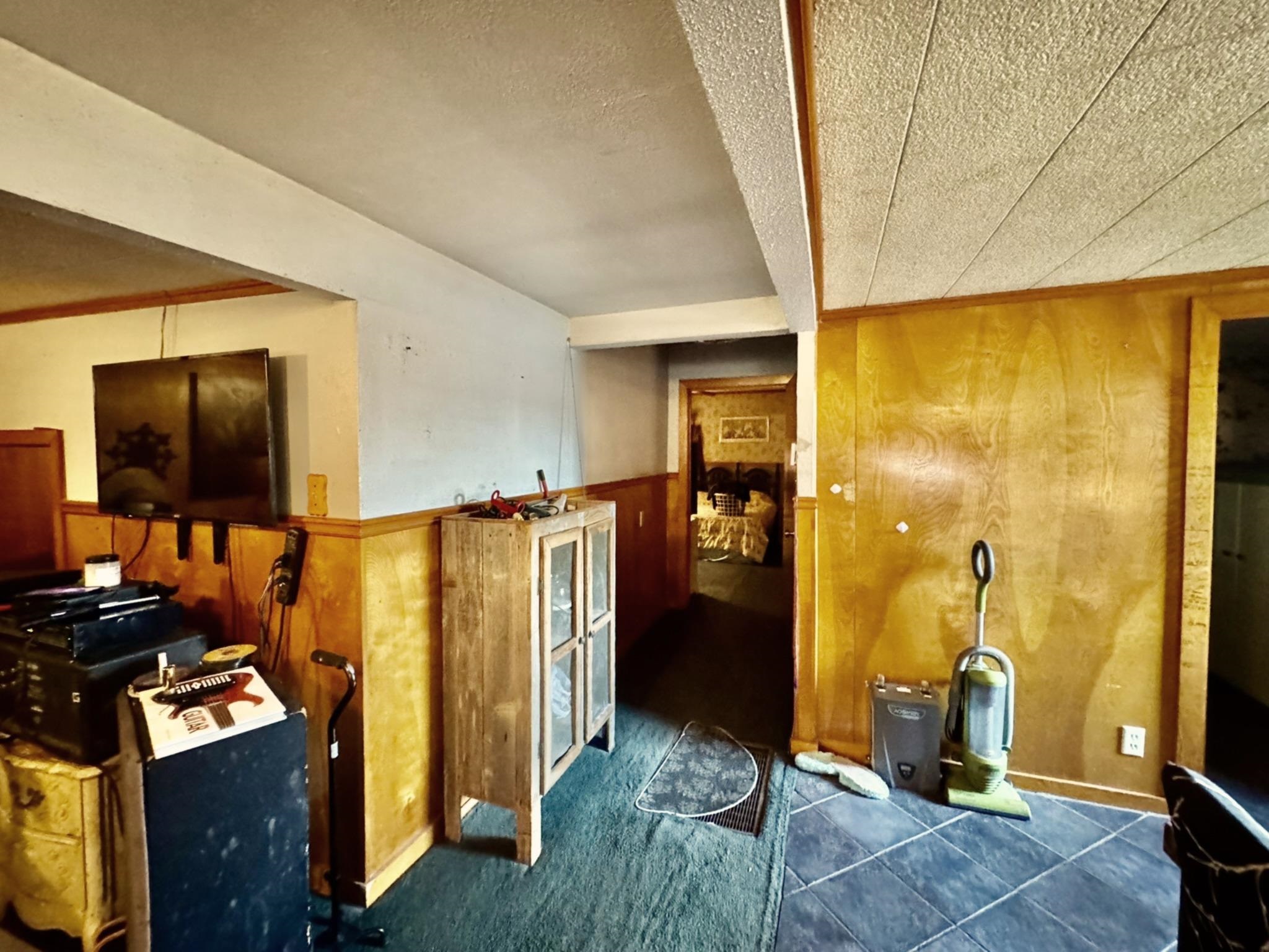 212 E Castleberry Dr.