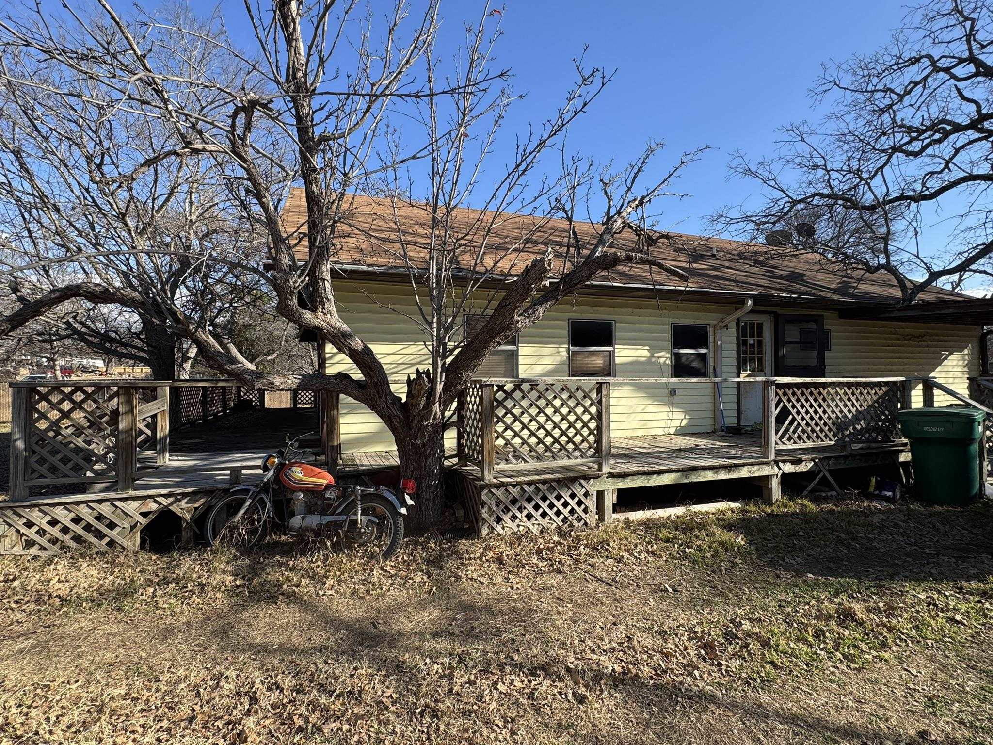 212 E Castleberry Dr.