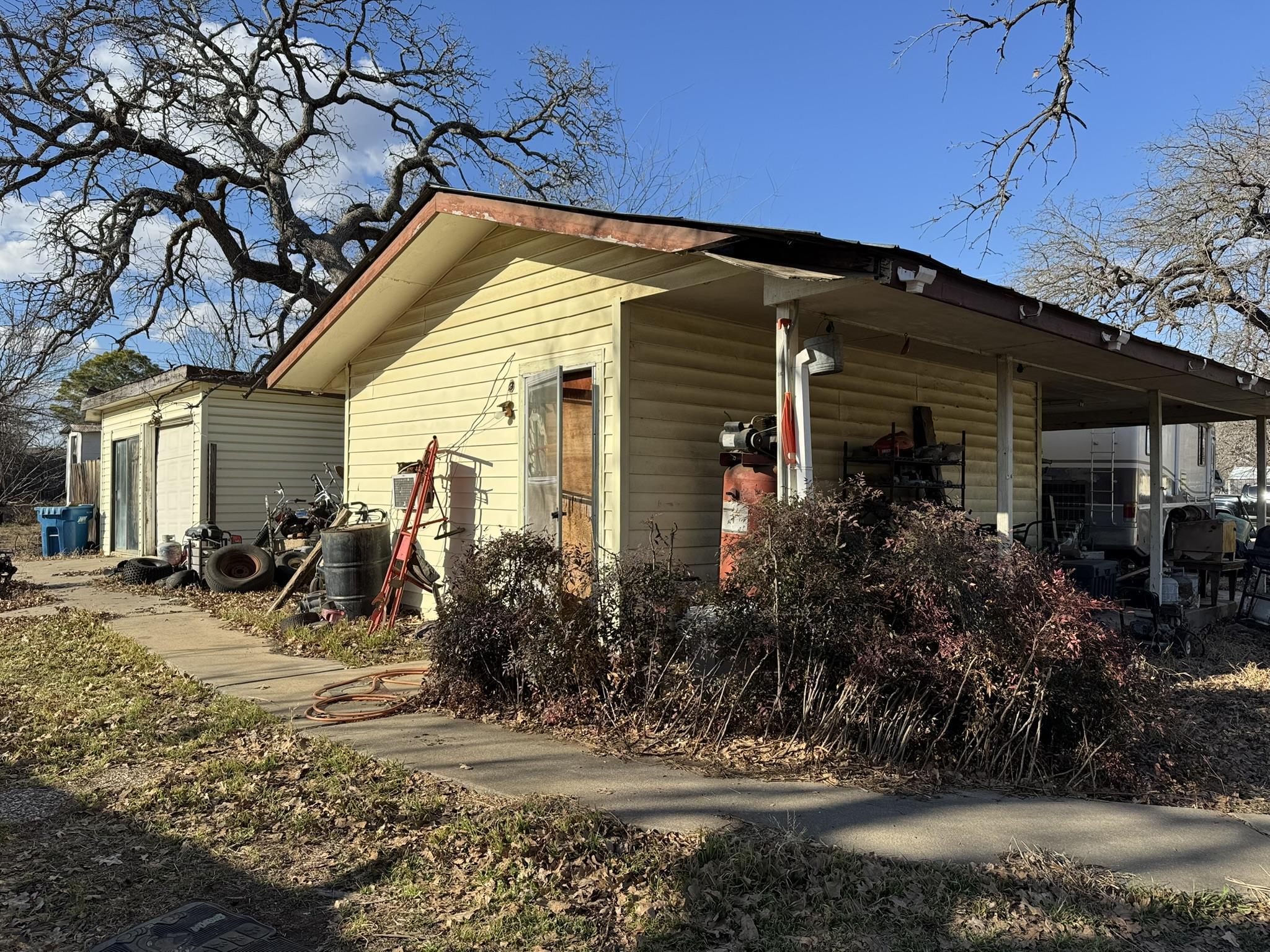 212 E Castleberry Dr.
