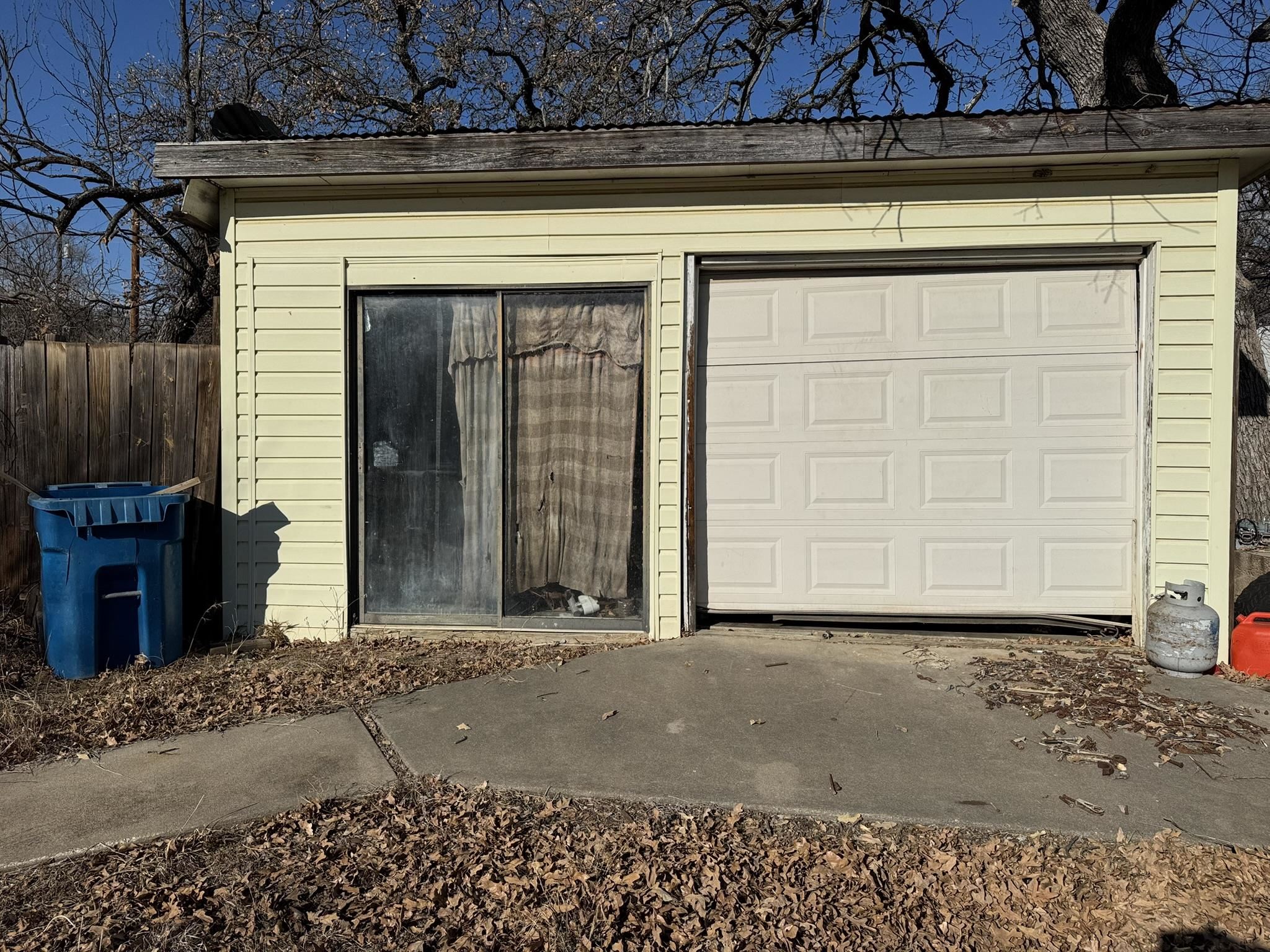 212 E Castleberry Dr.