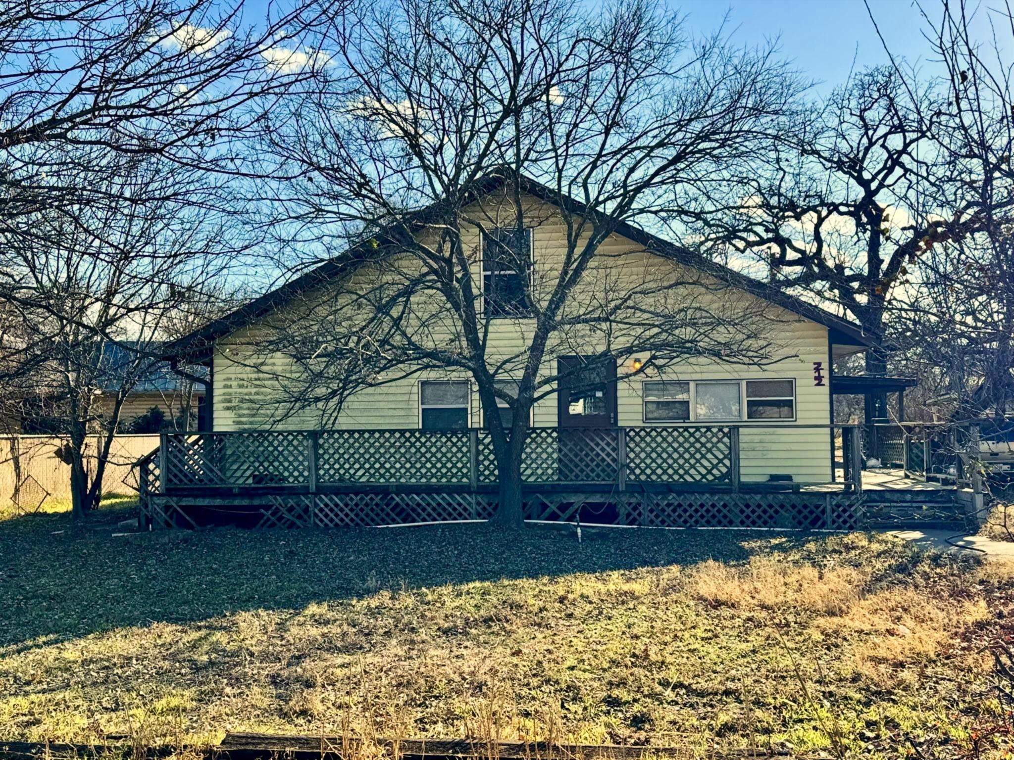 212 E Castleberry Dr.