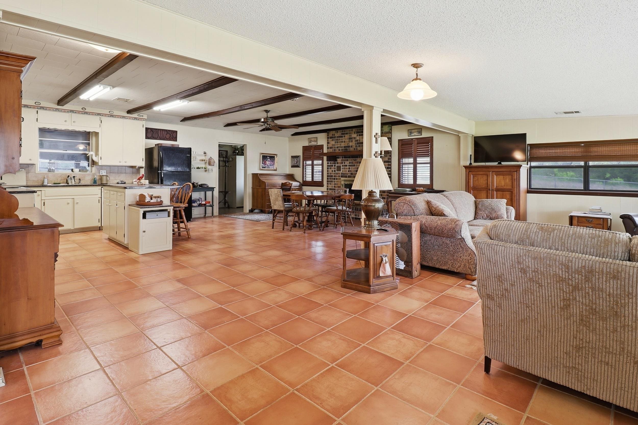 1412 Parkway
