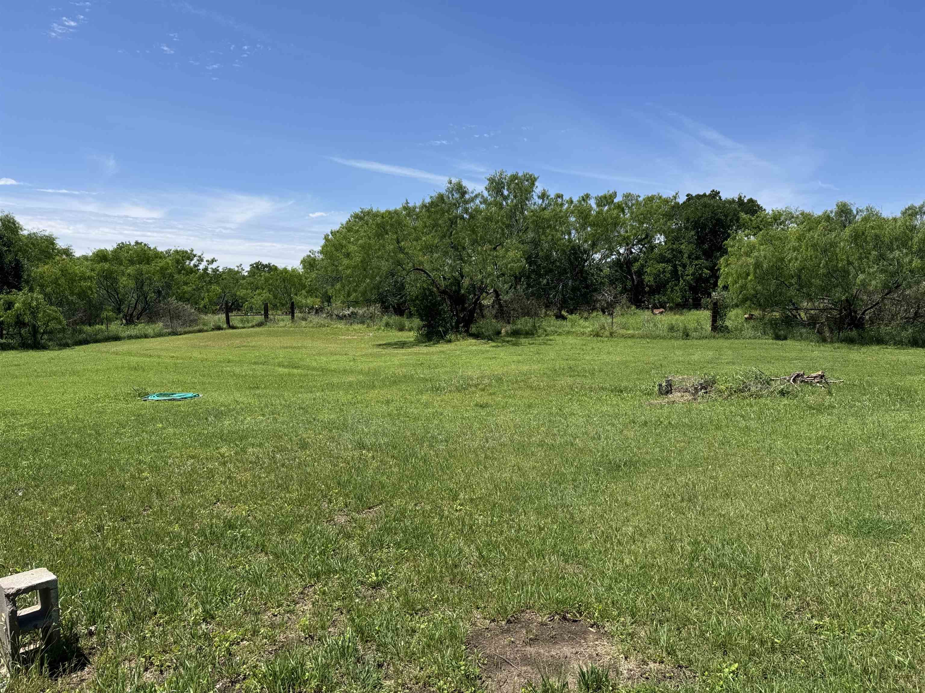 635 Village Loop