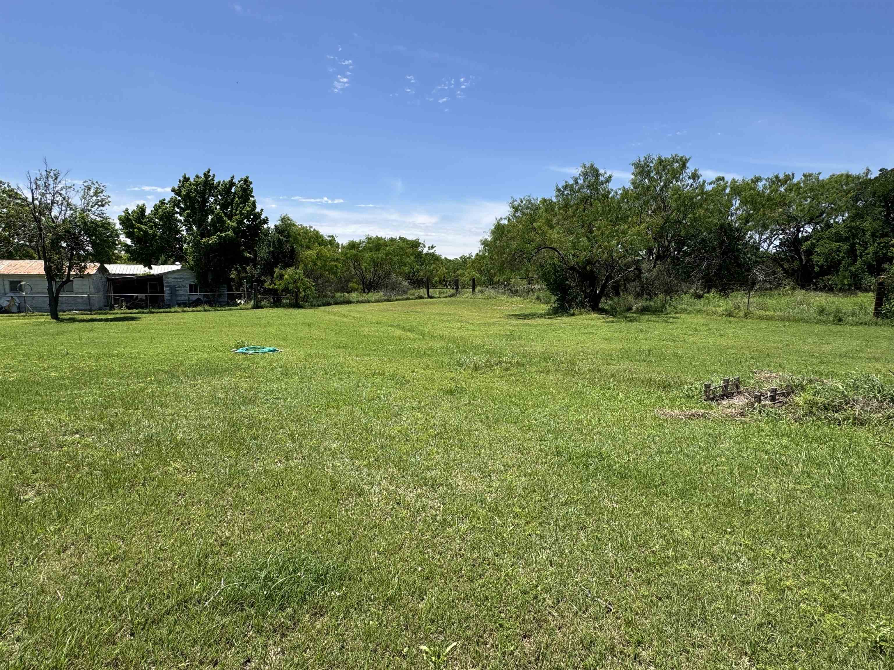 635 Village Loop