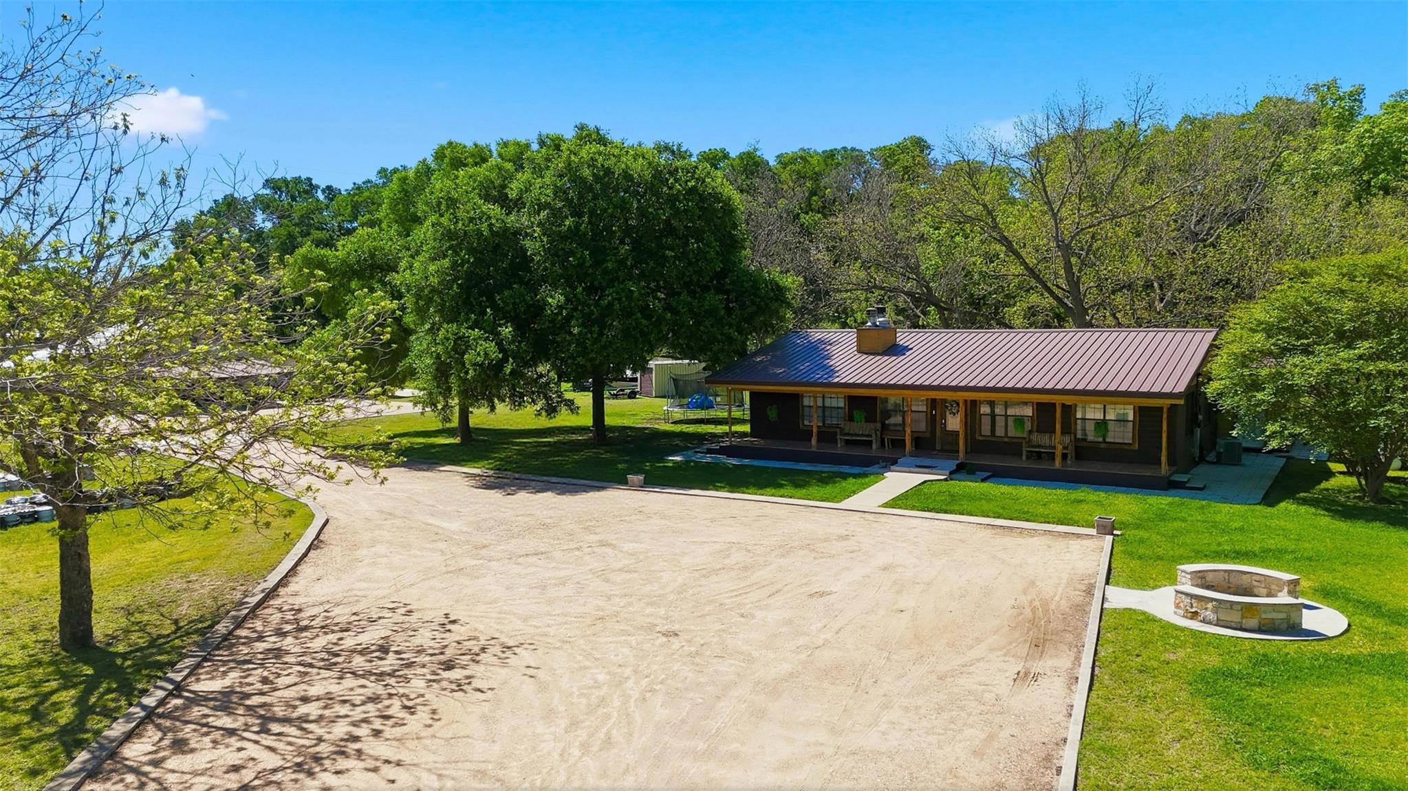 1204 S Gabriel DR