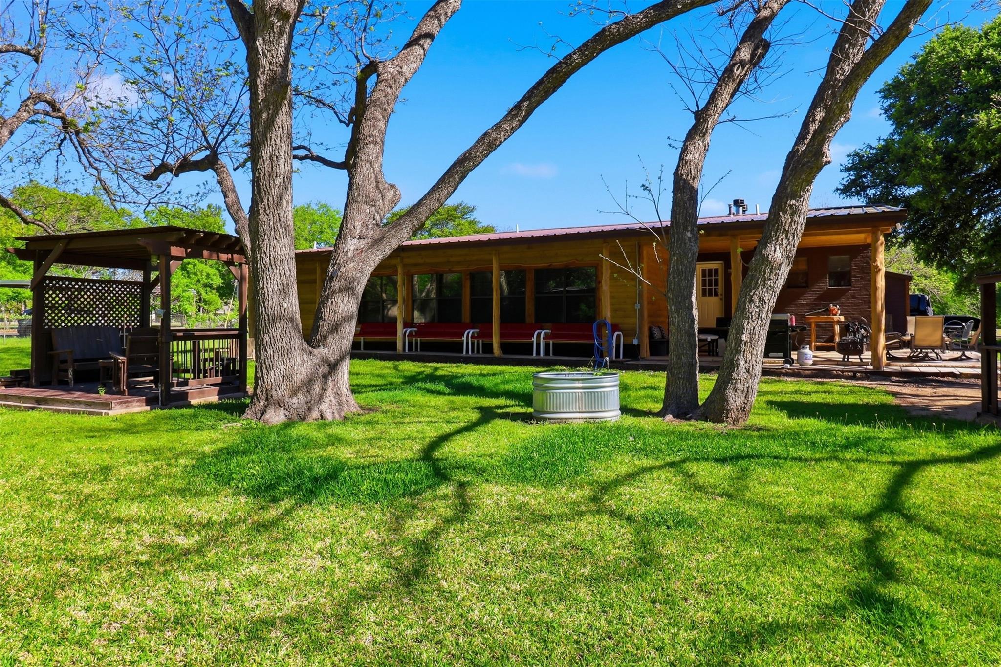 1204 S Gabriel DR