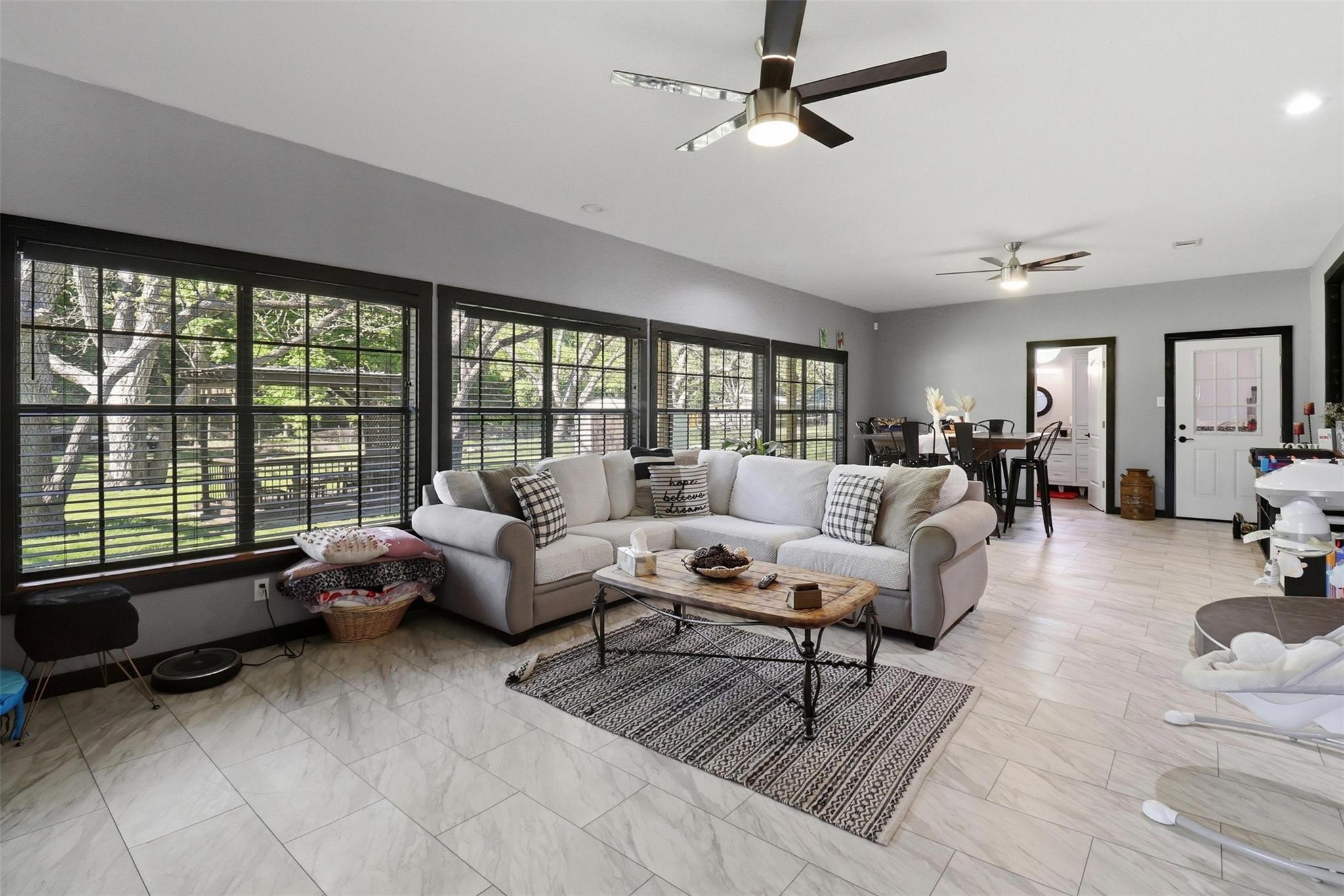 1204 S Gabriel DR