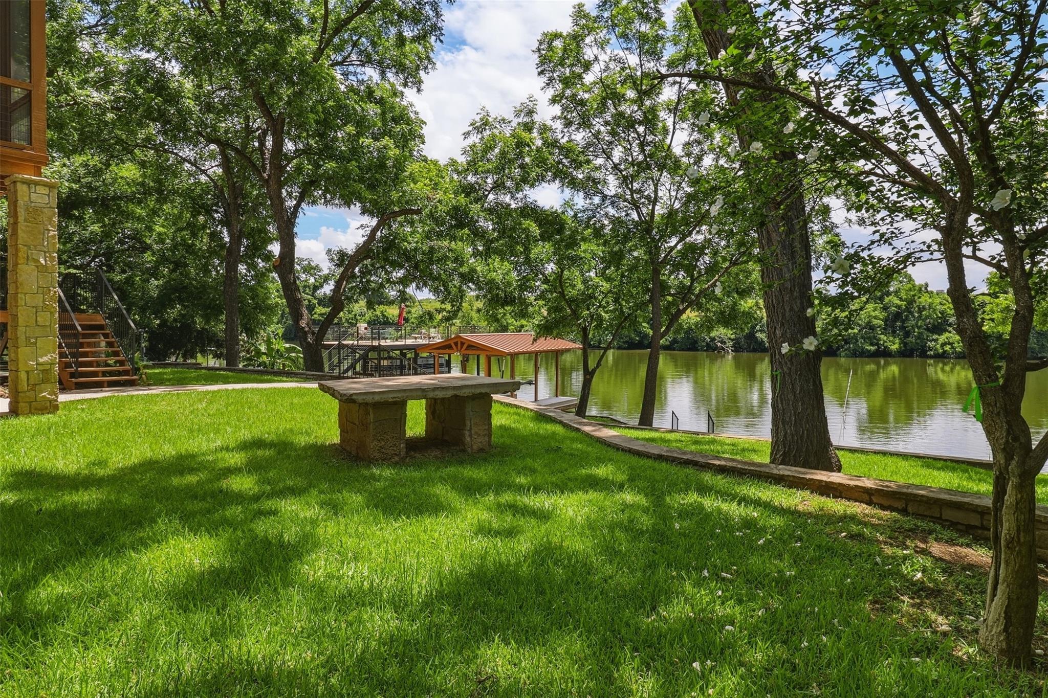 1200 Long Mountain DR