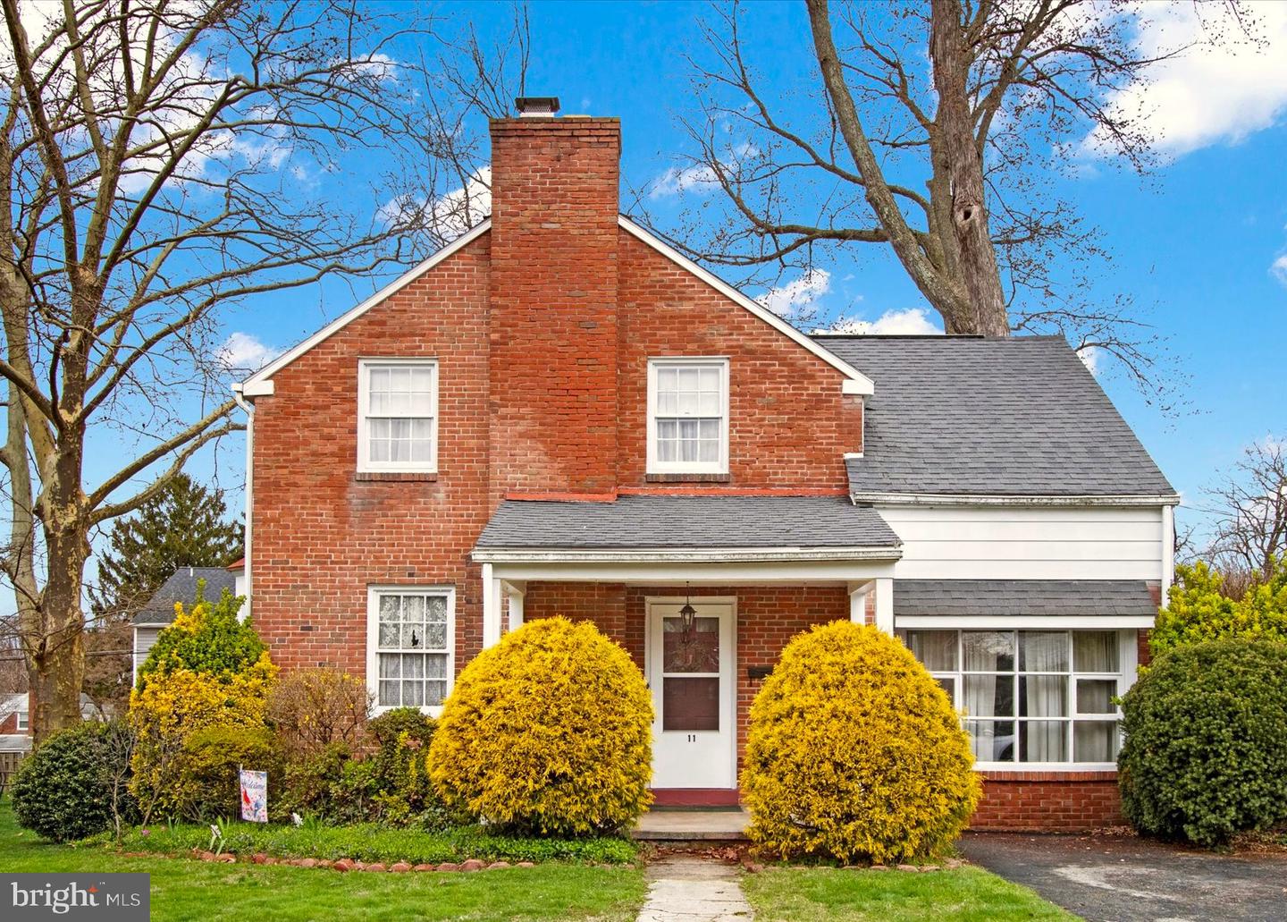 11 Oxford Ave
