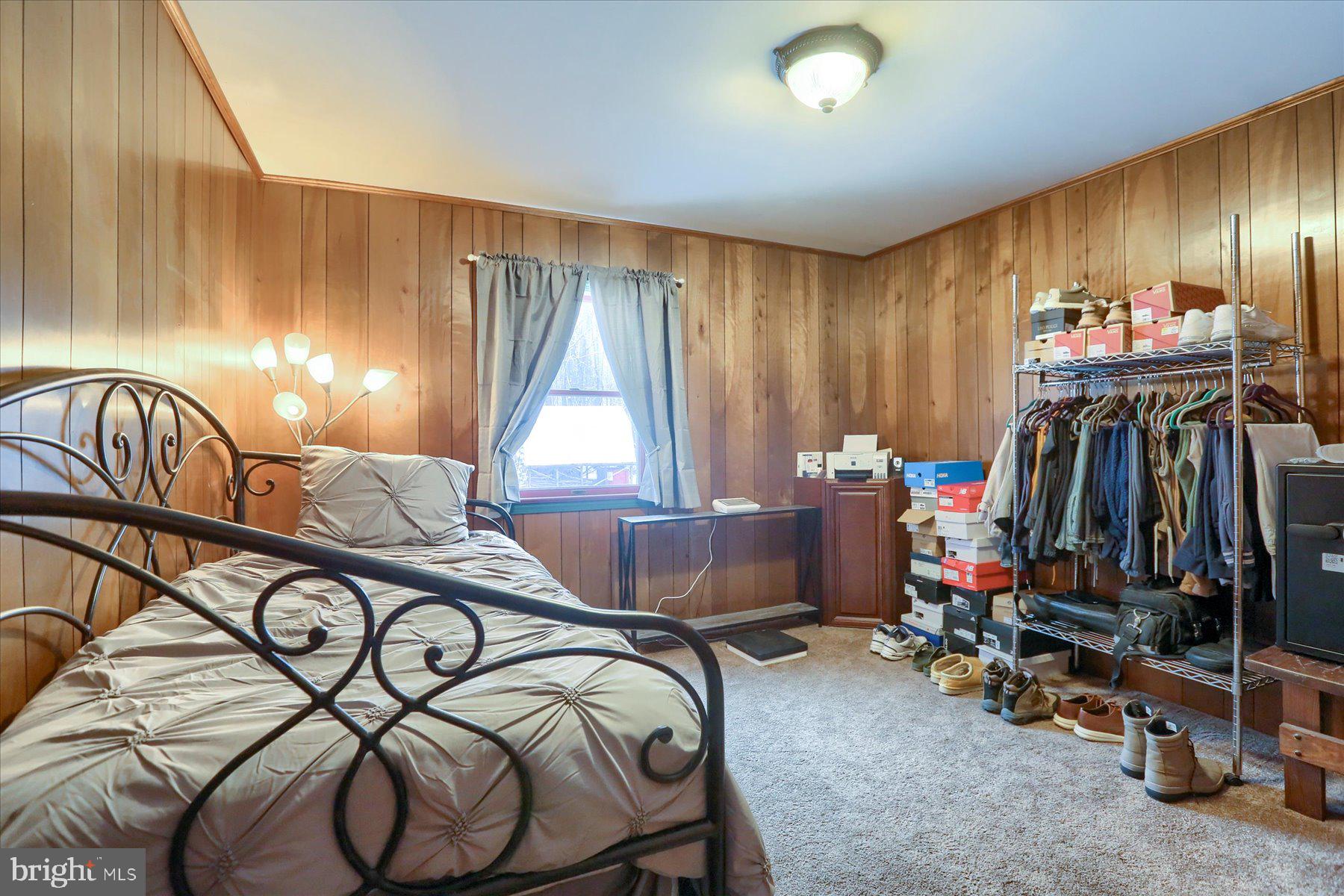 1214 Mountain Rd