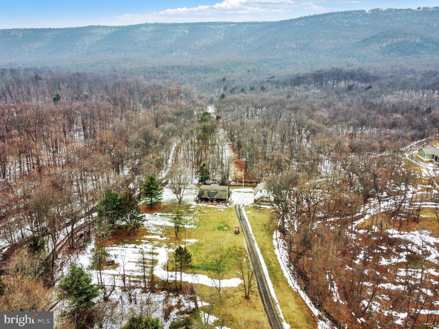 1214 Mountain Rd