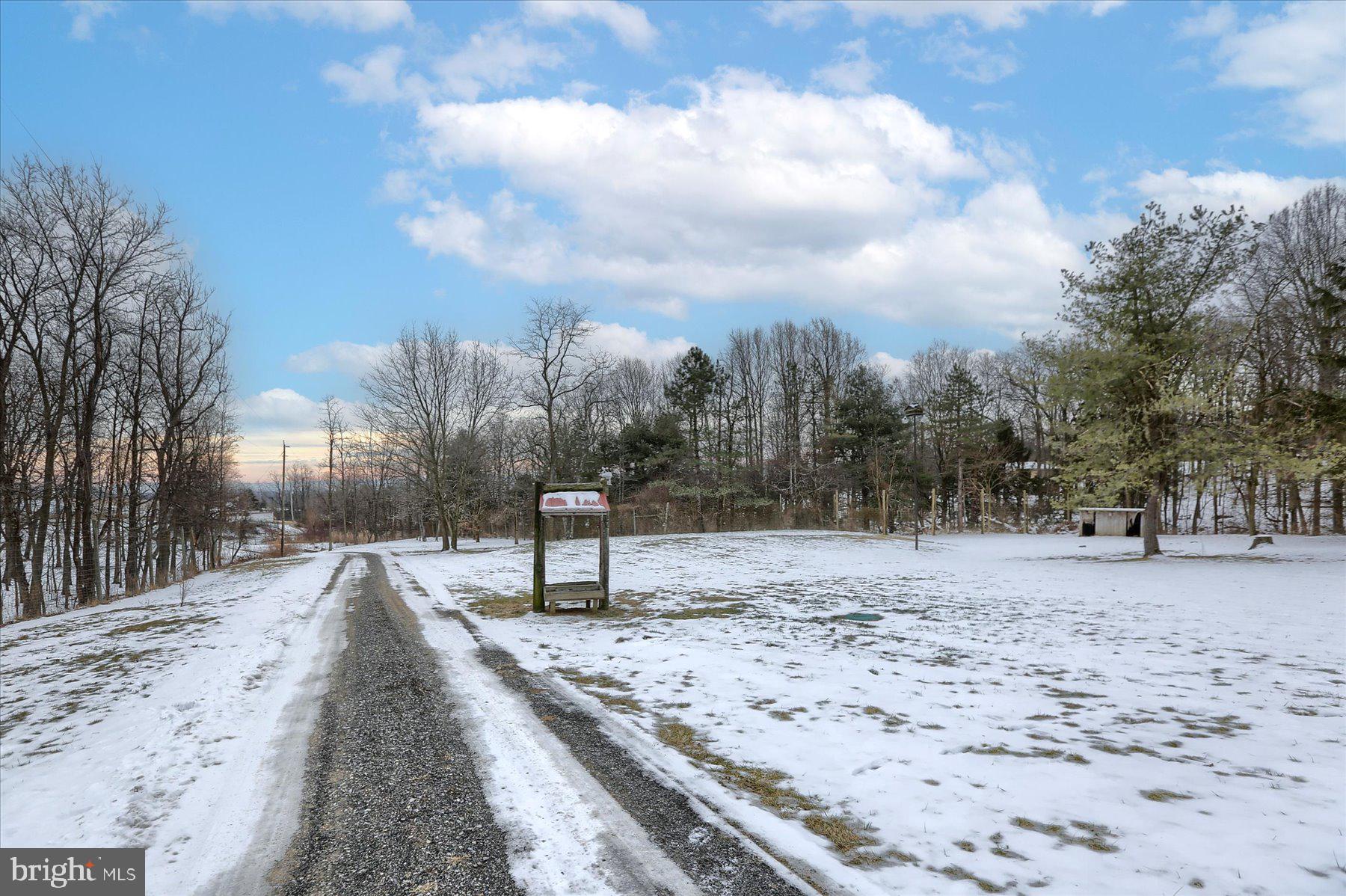 1214 Mountain Rd