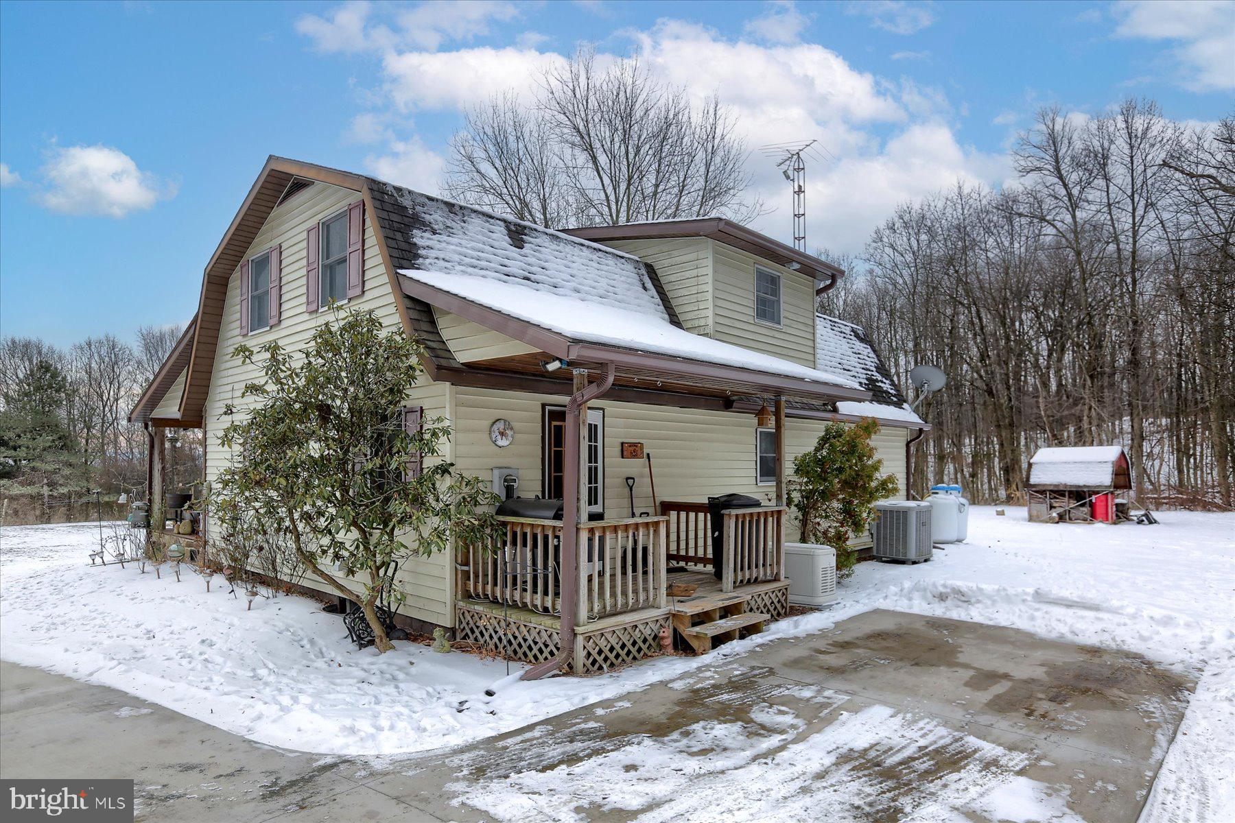 1214 Mountain Rd