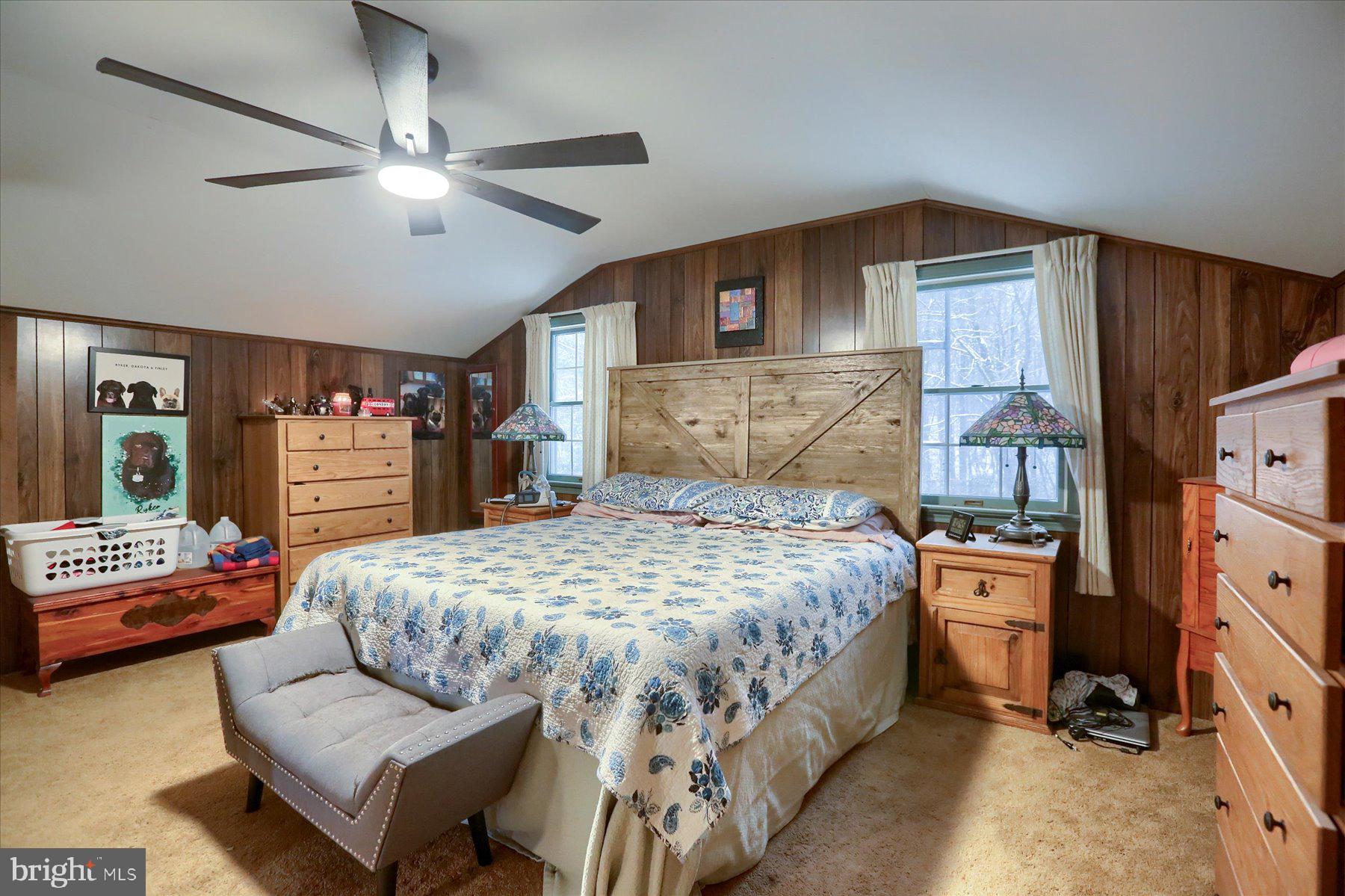 1214 Mountain Rd