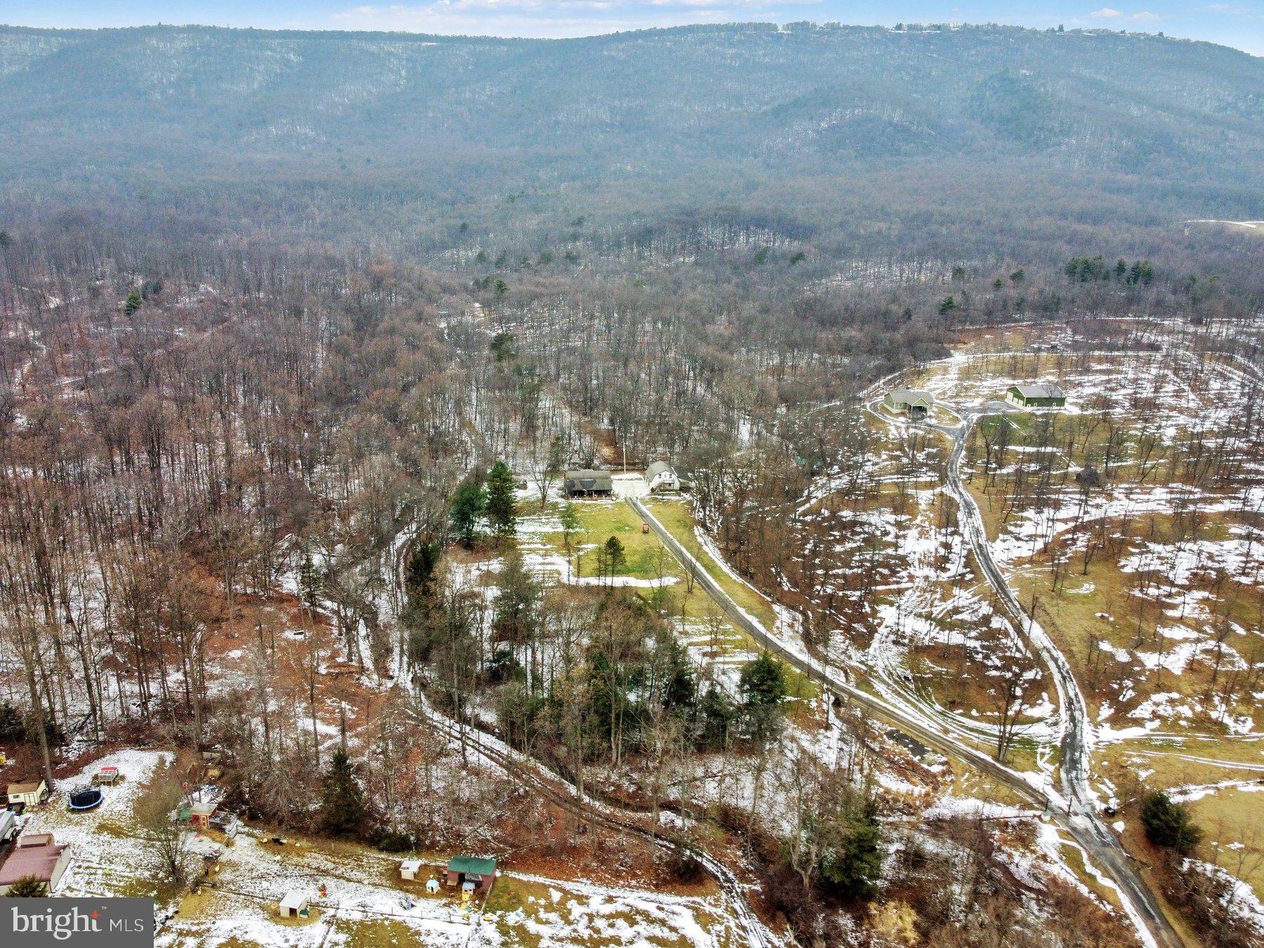 1214 Mountain Rd