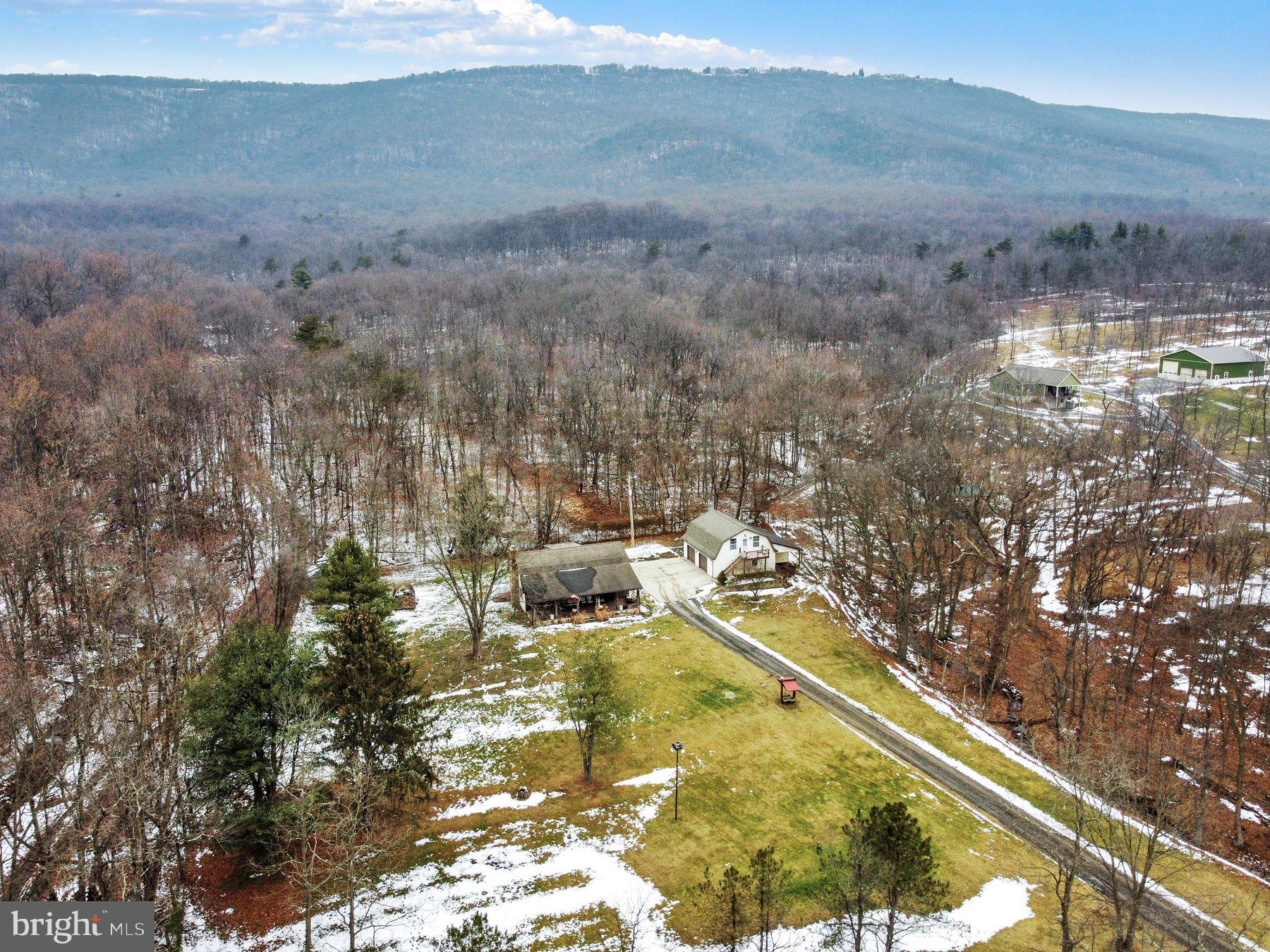 1214 Mountain Rd