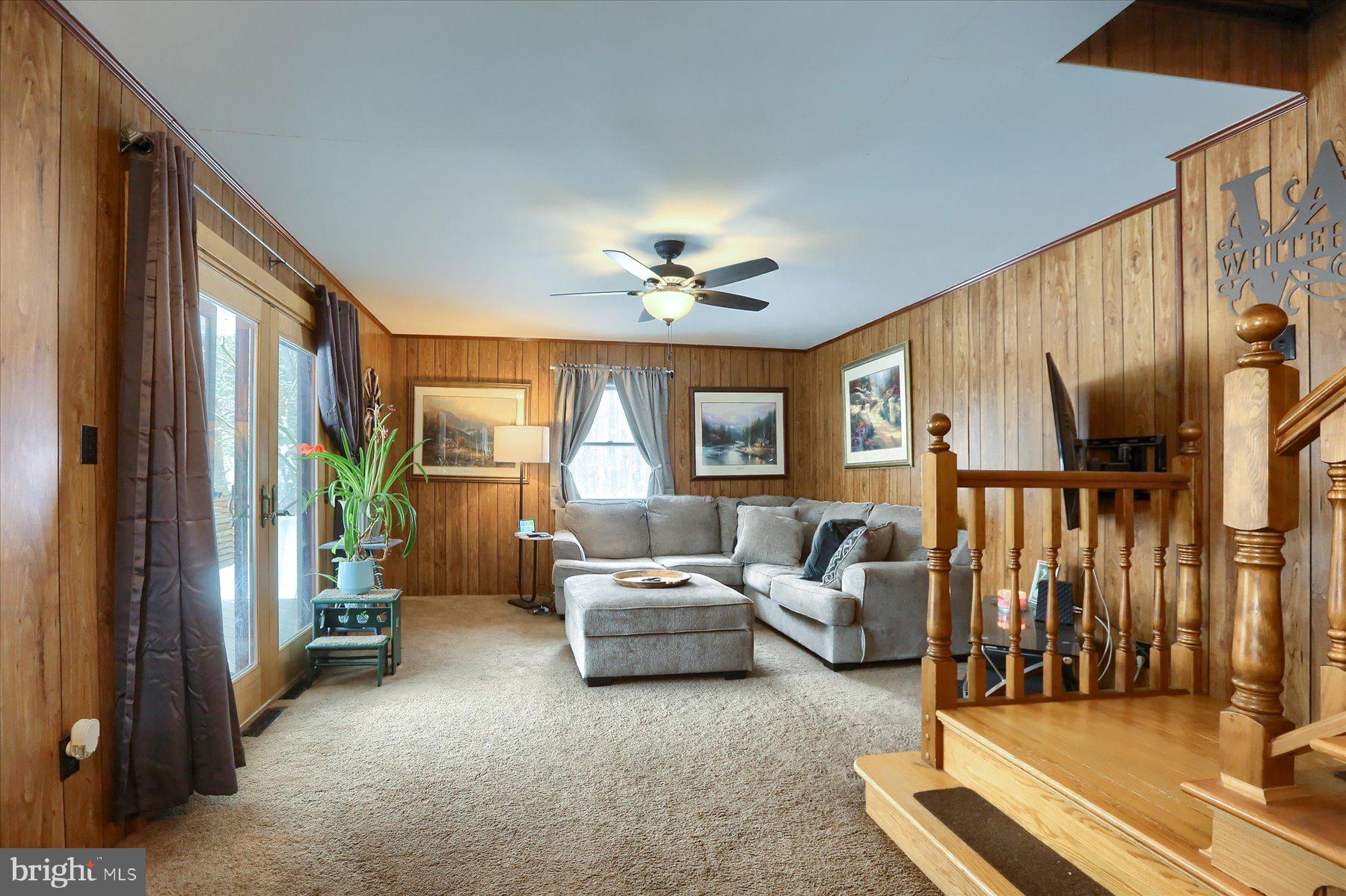 1214 Mountain Rd
