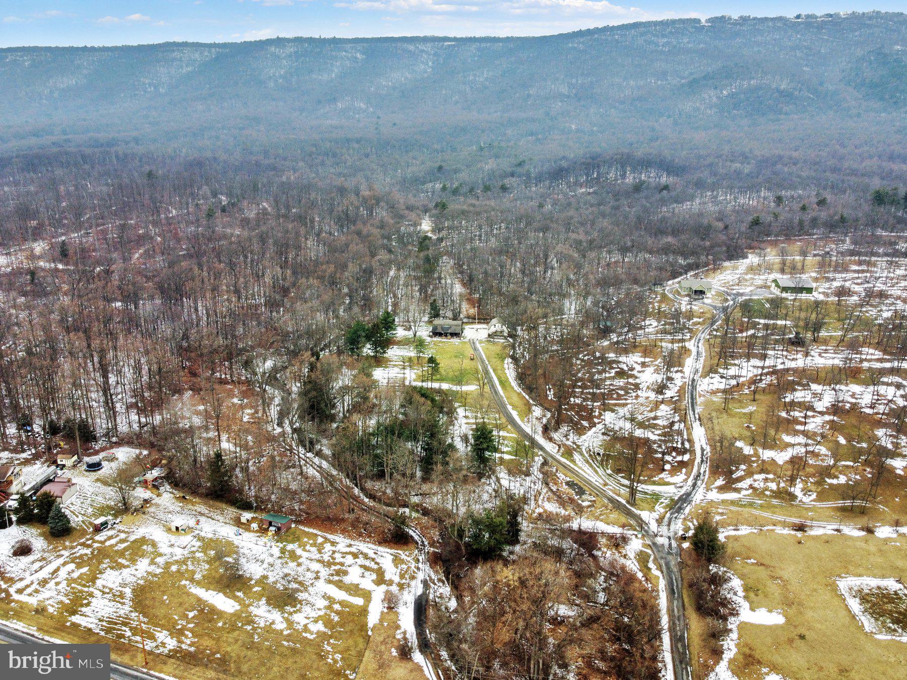 1214 Mountain Rd