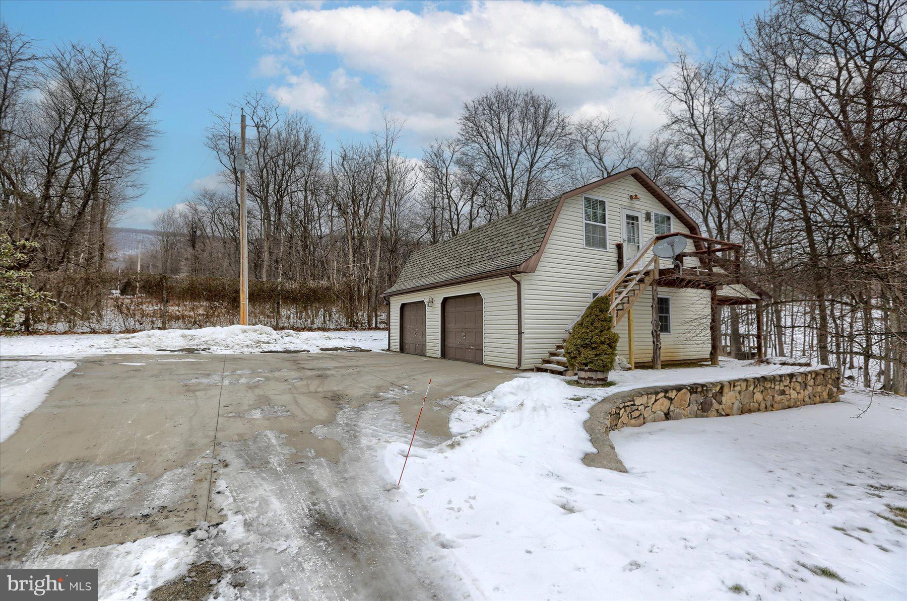 1214 Mountain Rd