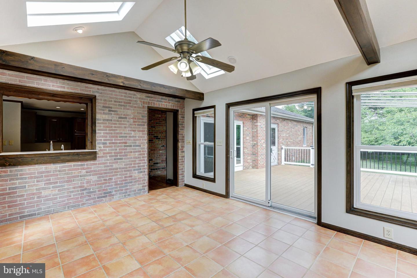 128 Carriage Run Rd