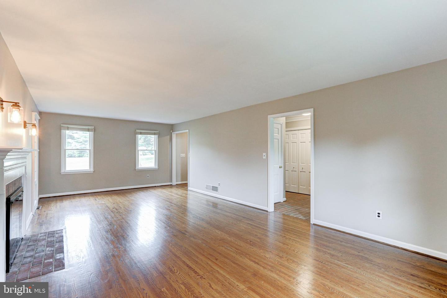 128 Carriage Run Rd