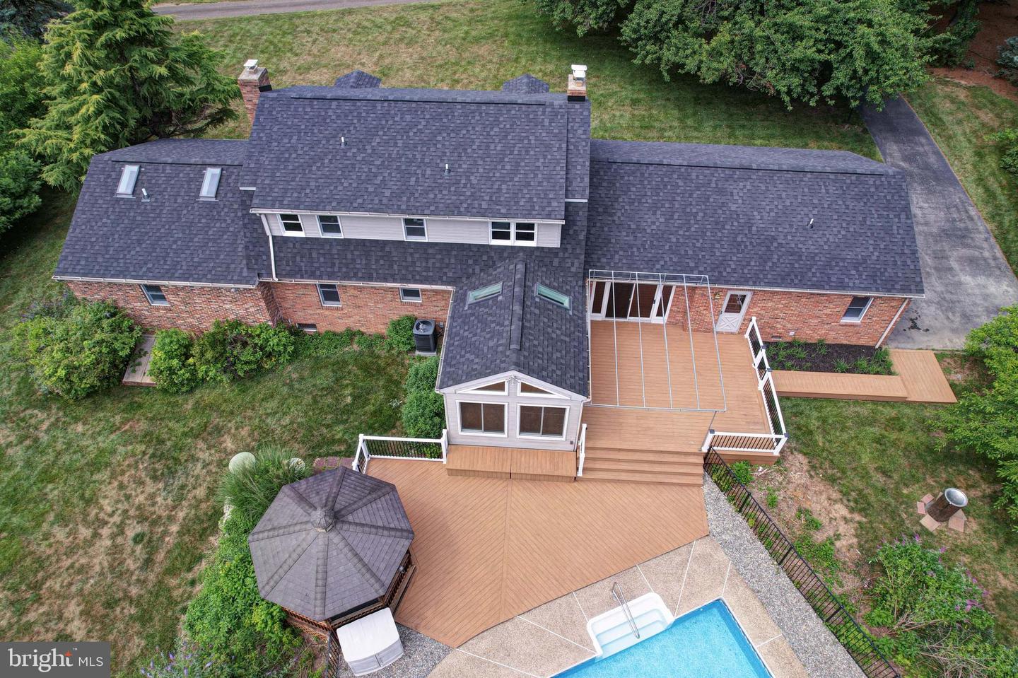 128 Carriage Run Rd