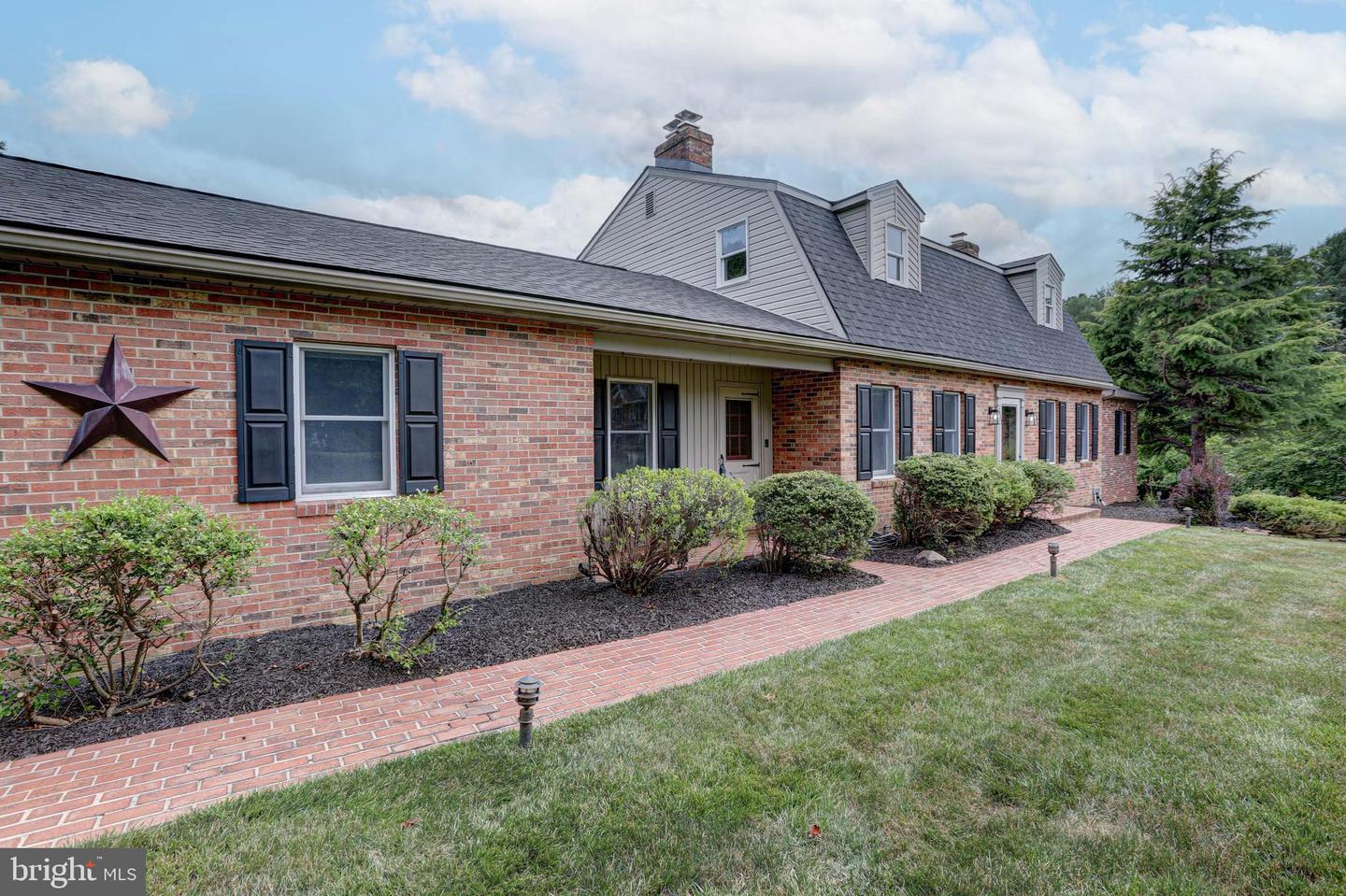 128 Carriage Run Rd