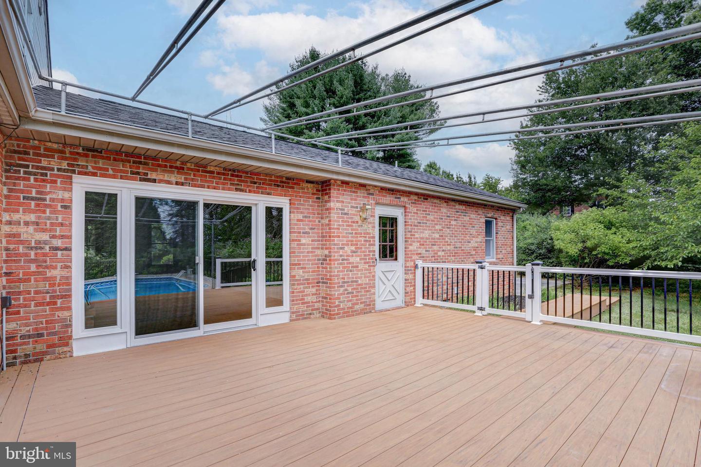 128 Carriage Run Rd
